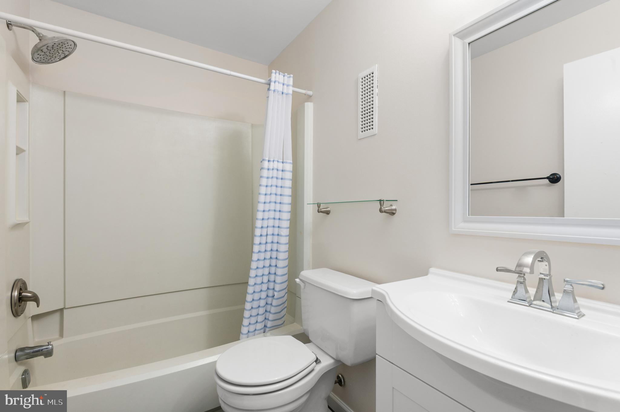 WOOD HOLLOW - Residential