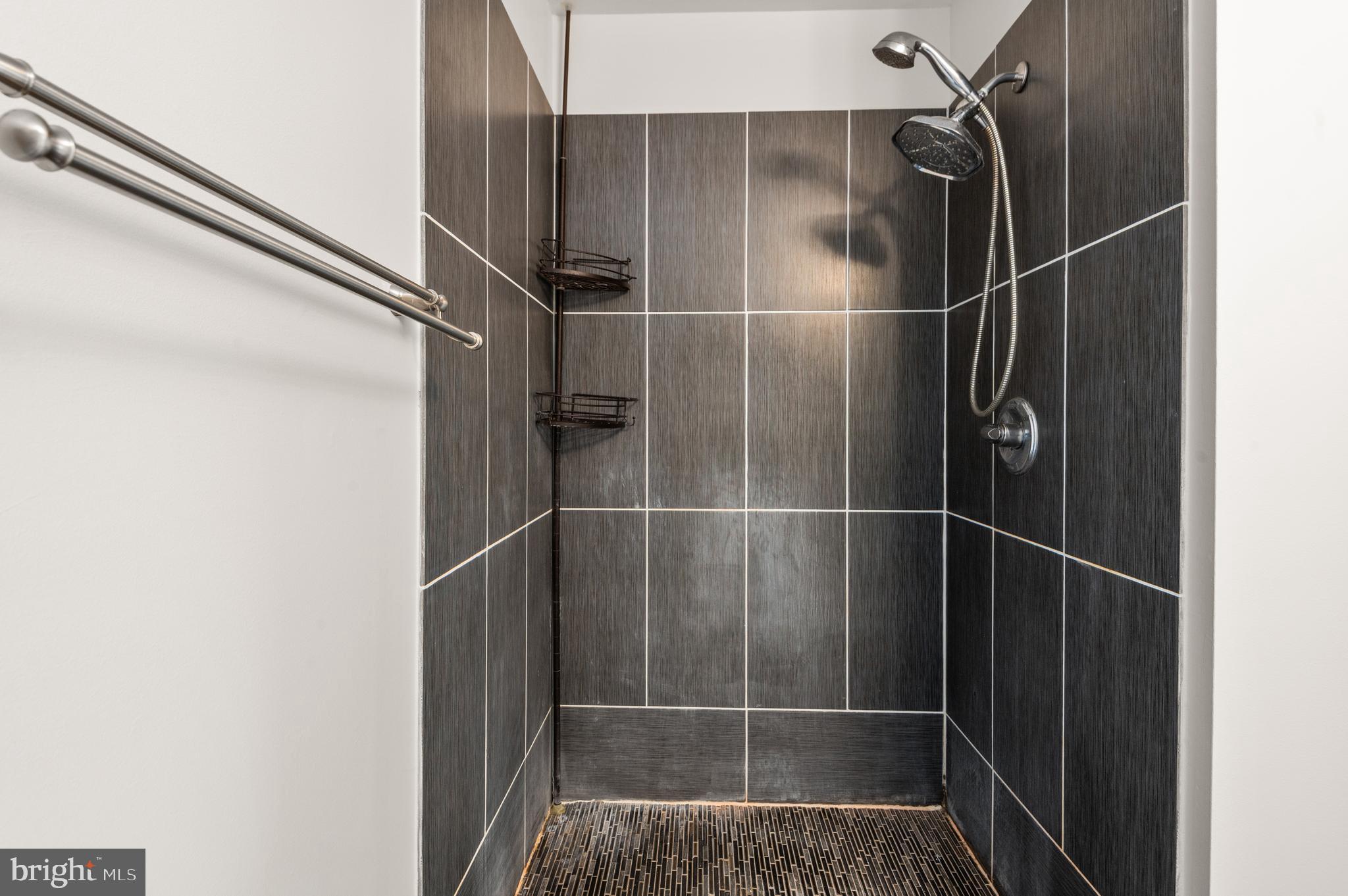 WOOD HOLLOW - Residential