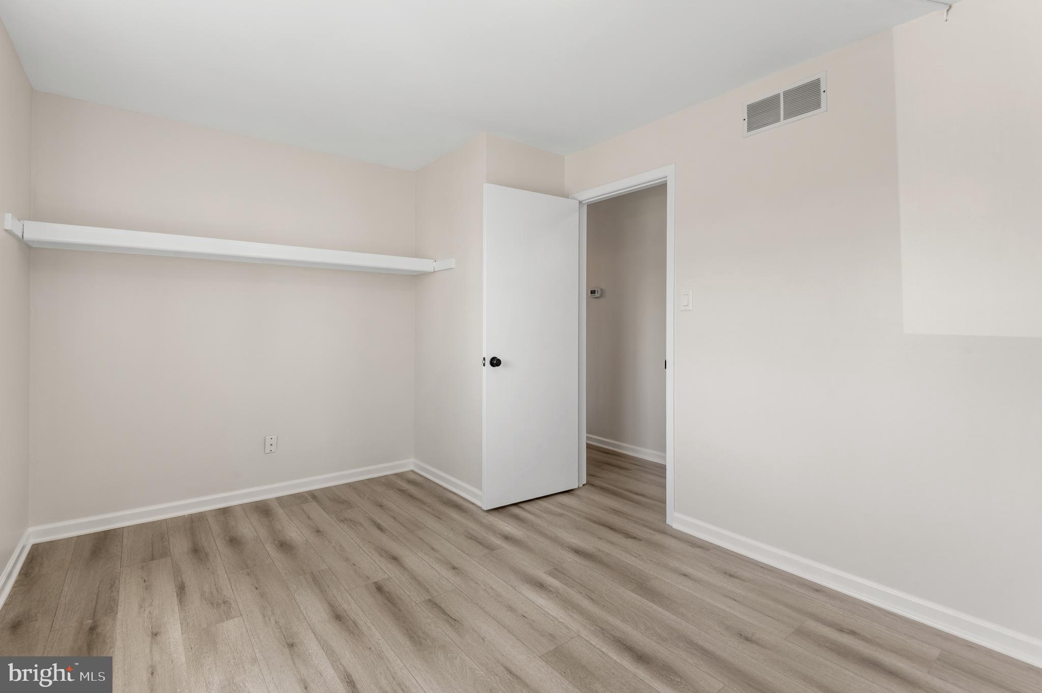 WOOD HOLLOW - Residential