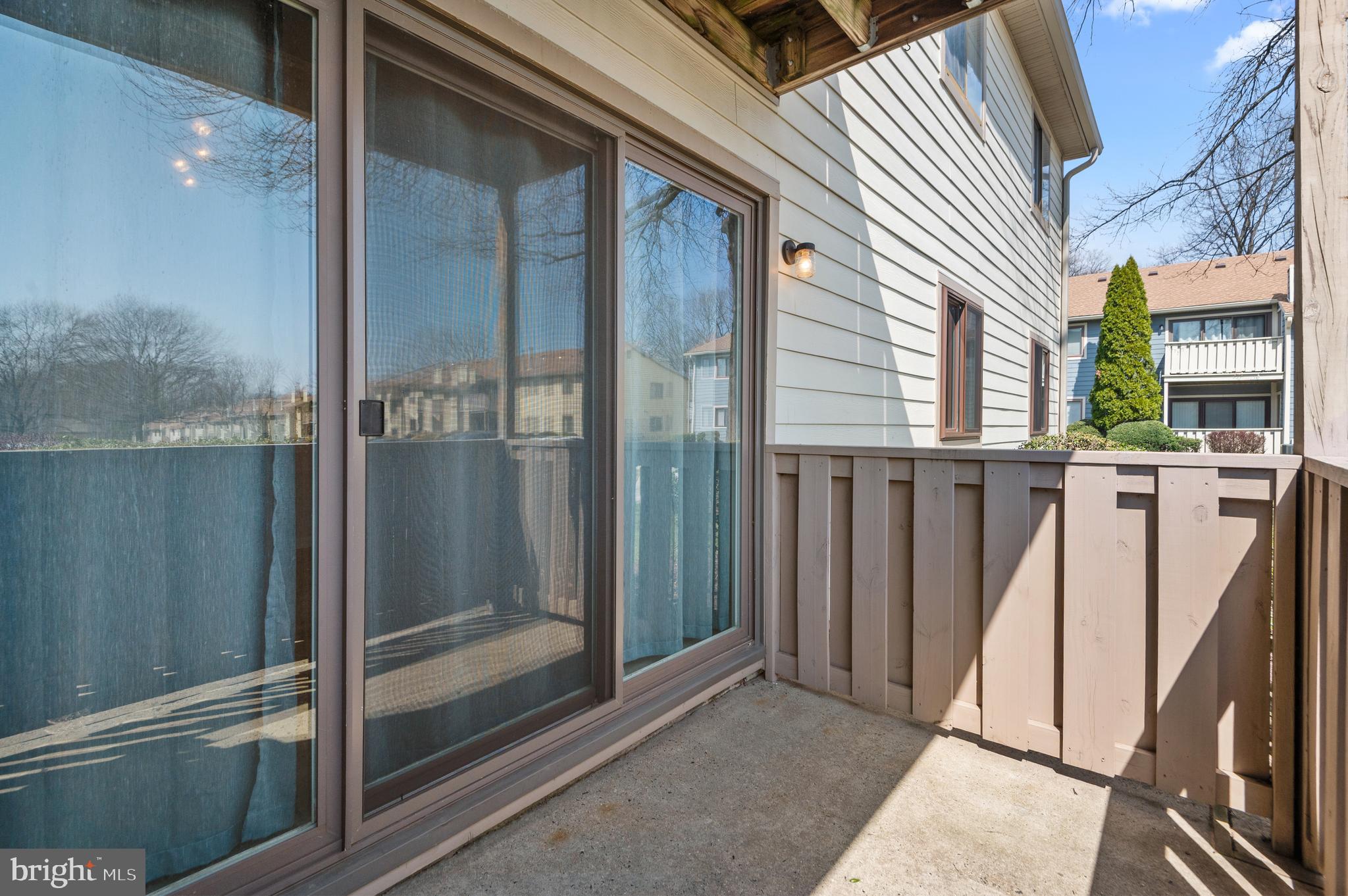 WOOD HOLLOW - Residential