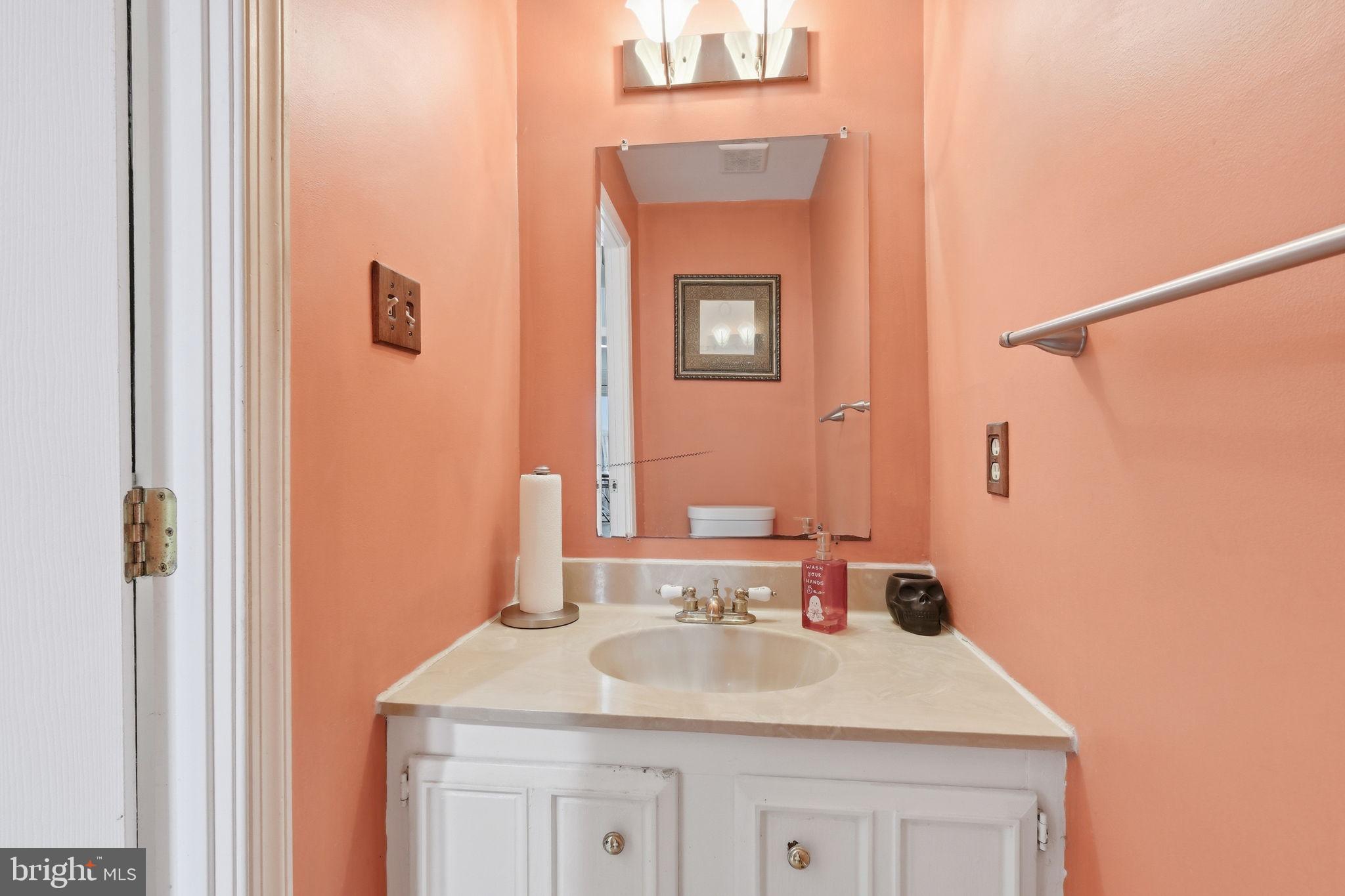 GUNNERS LAKE VILLAGE - Residential