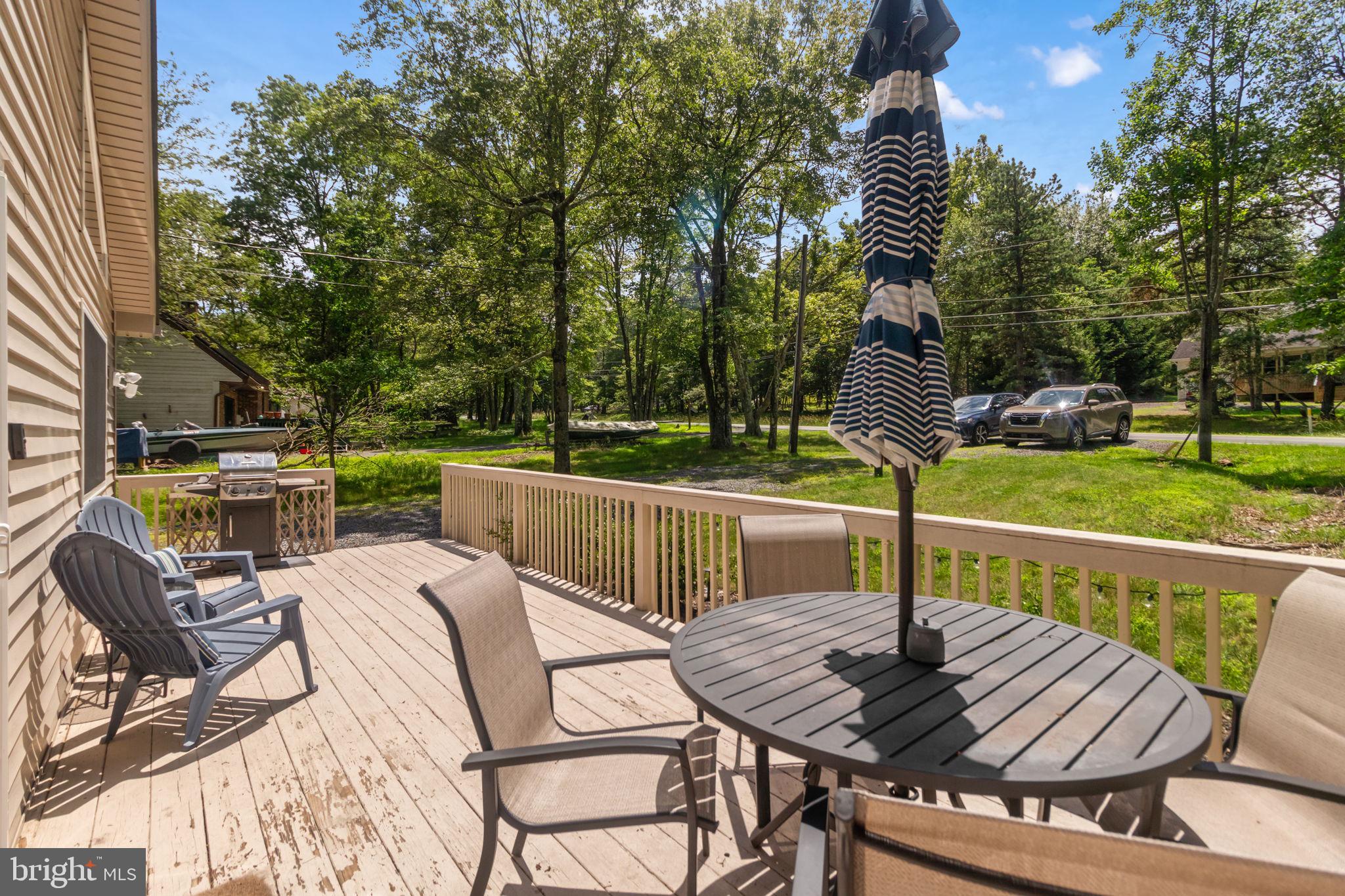 TOWAMENSING TRAILS - Residential