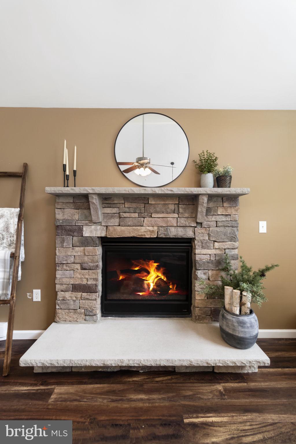 TOWAMENSING TRAILS - Residential