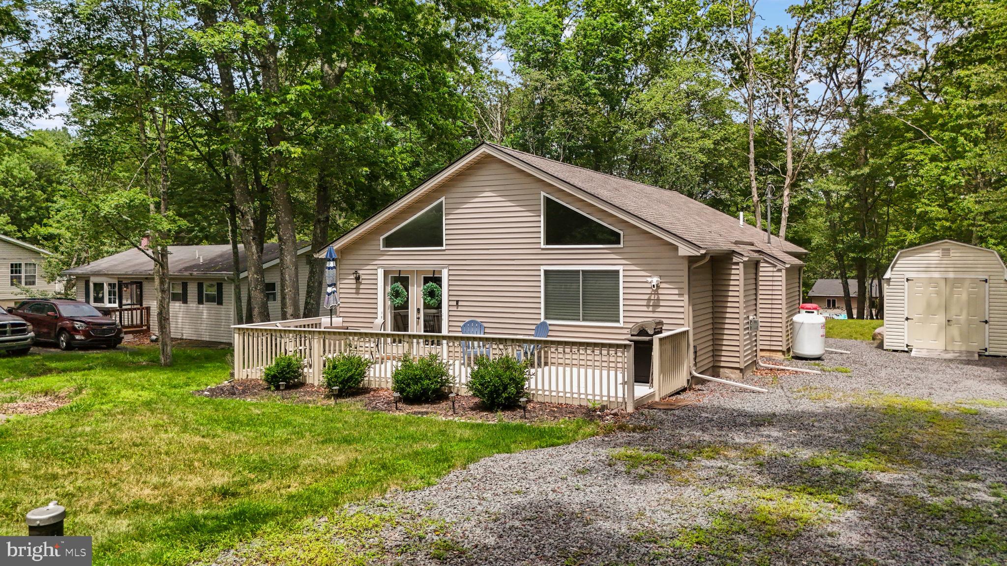 TOWAMENSING TRAILS - Residential