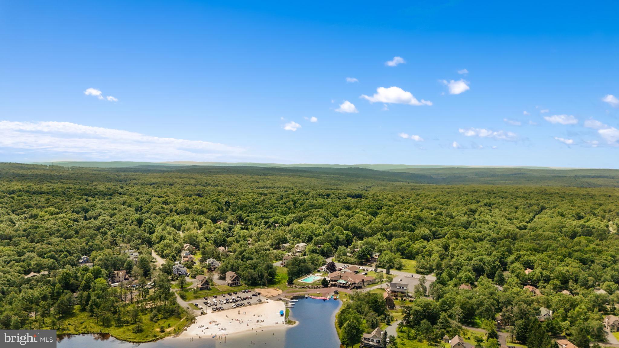 TOWAMENSING TRAILS - Residential