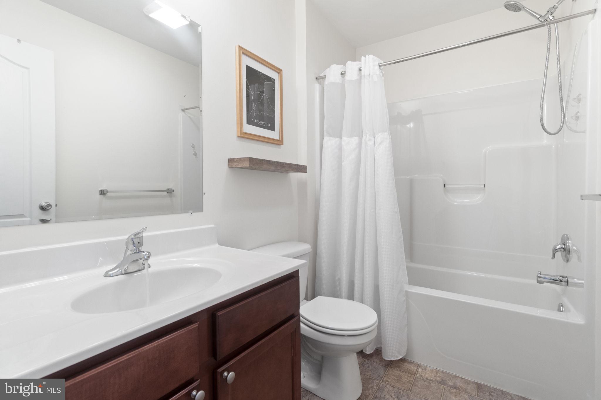 TOWAMENSING TRAILS - Residential