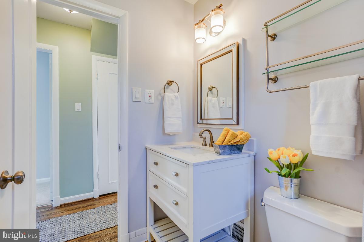 MONTGOMERY HIGHLANDS ESTATES - Residential