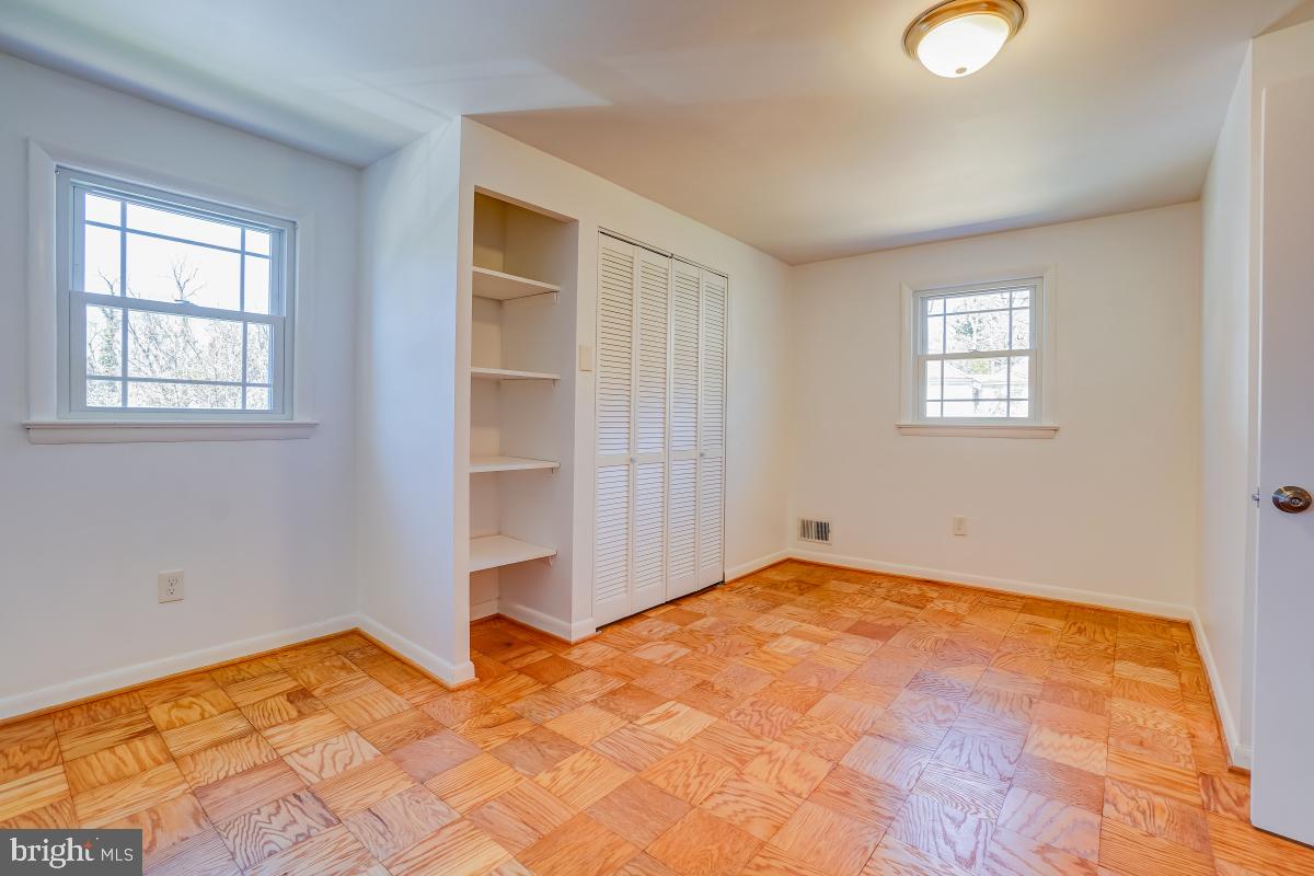 MONTGOMERY HIGHLANDS ESTATES - Residential