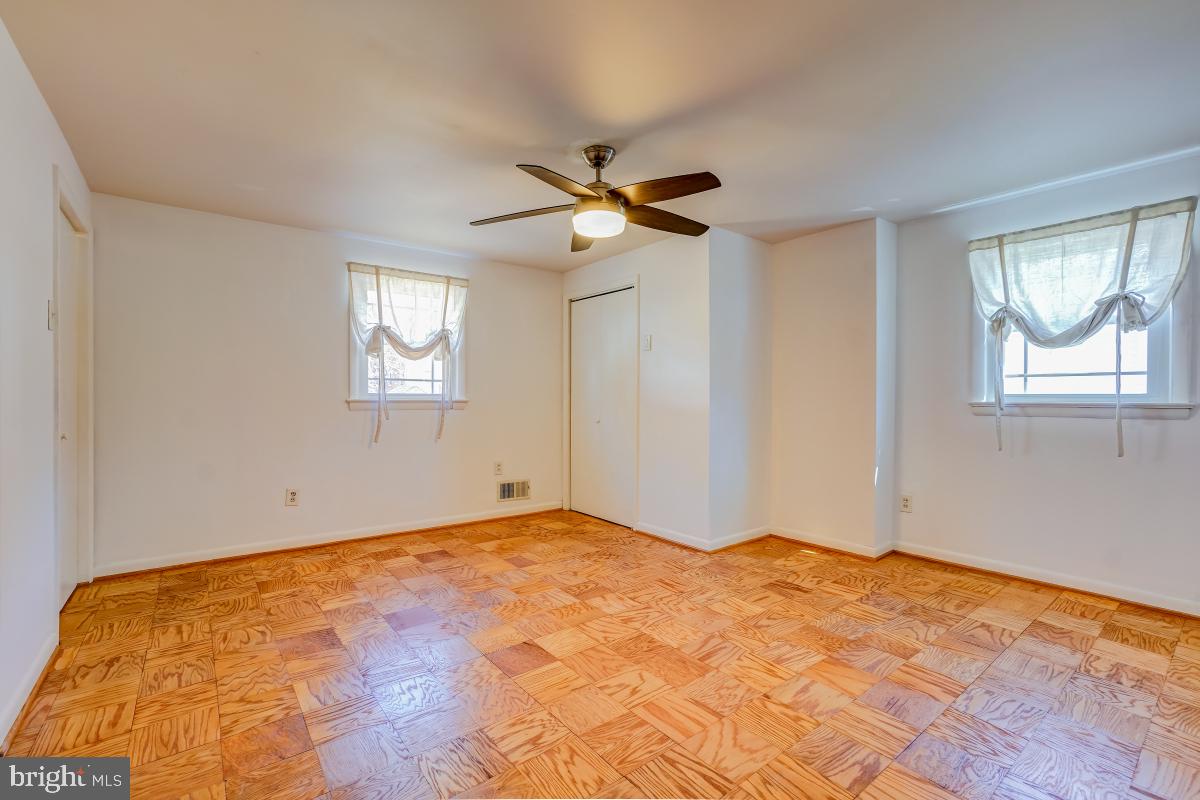 MONTGOMERY HIGHLANDS ESTATES - Residential