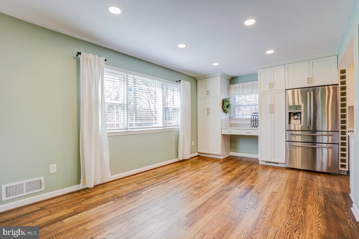 MONTGOMERY HIGHLANDS ESTATES - Residential