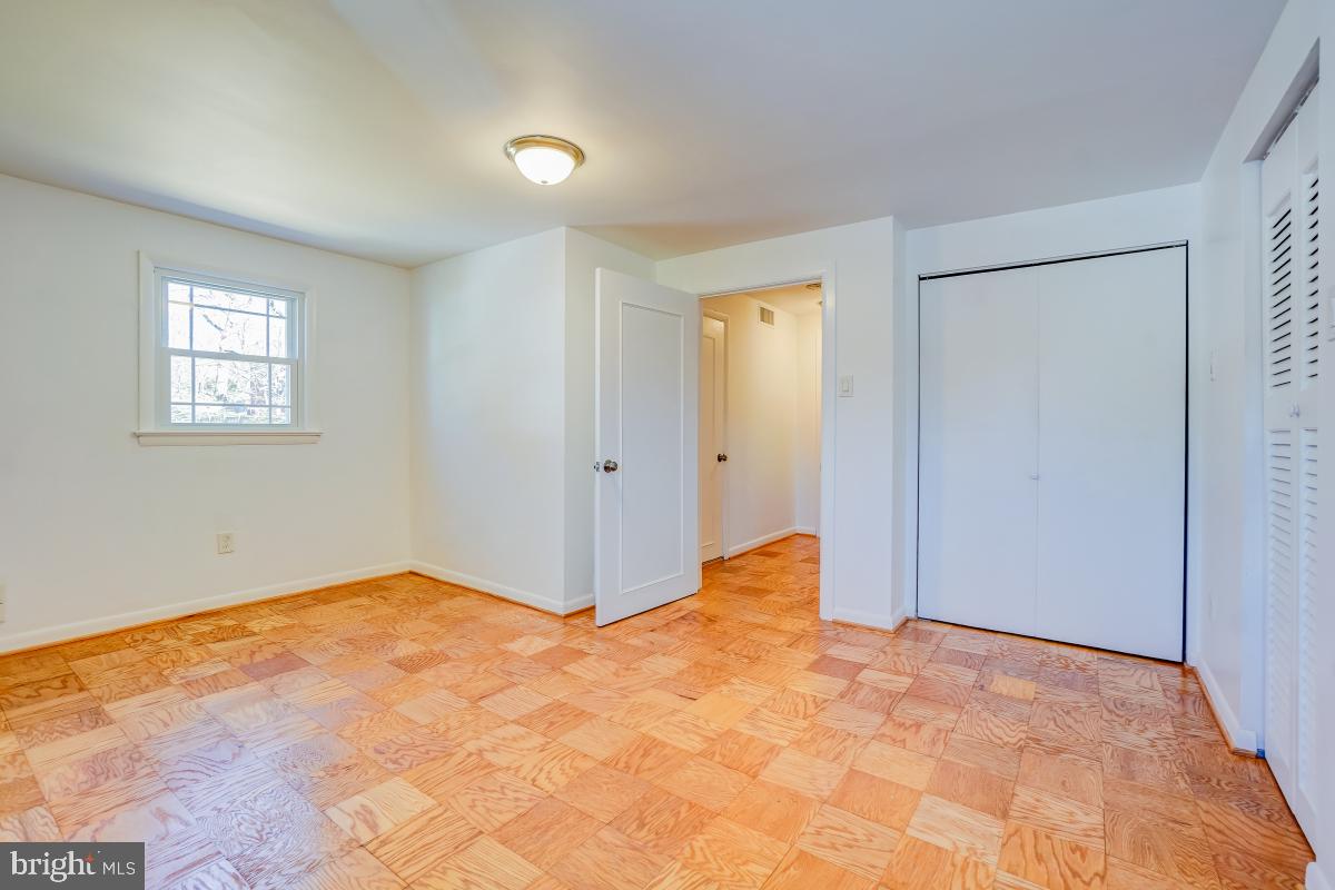 MONTGOMERY HIGHLANDS ESTATES - Residential