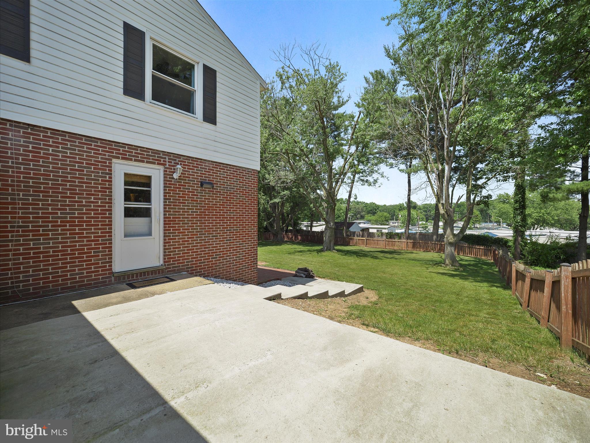 ORCHARD HILLS - Residential Lease