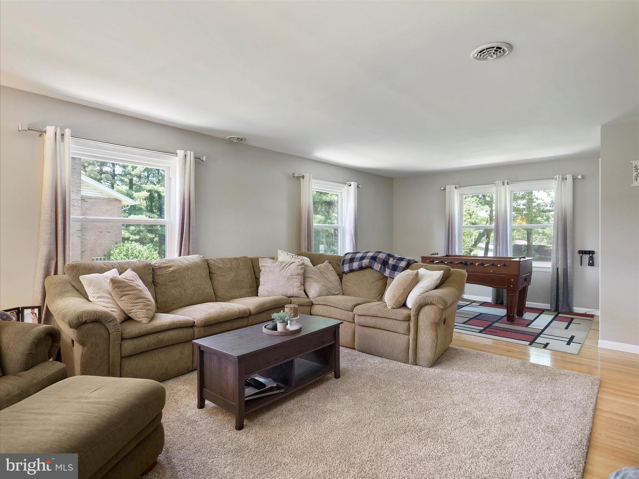 ORCHARD HILLS - Residential Lease