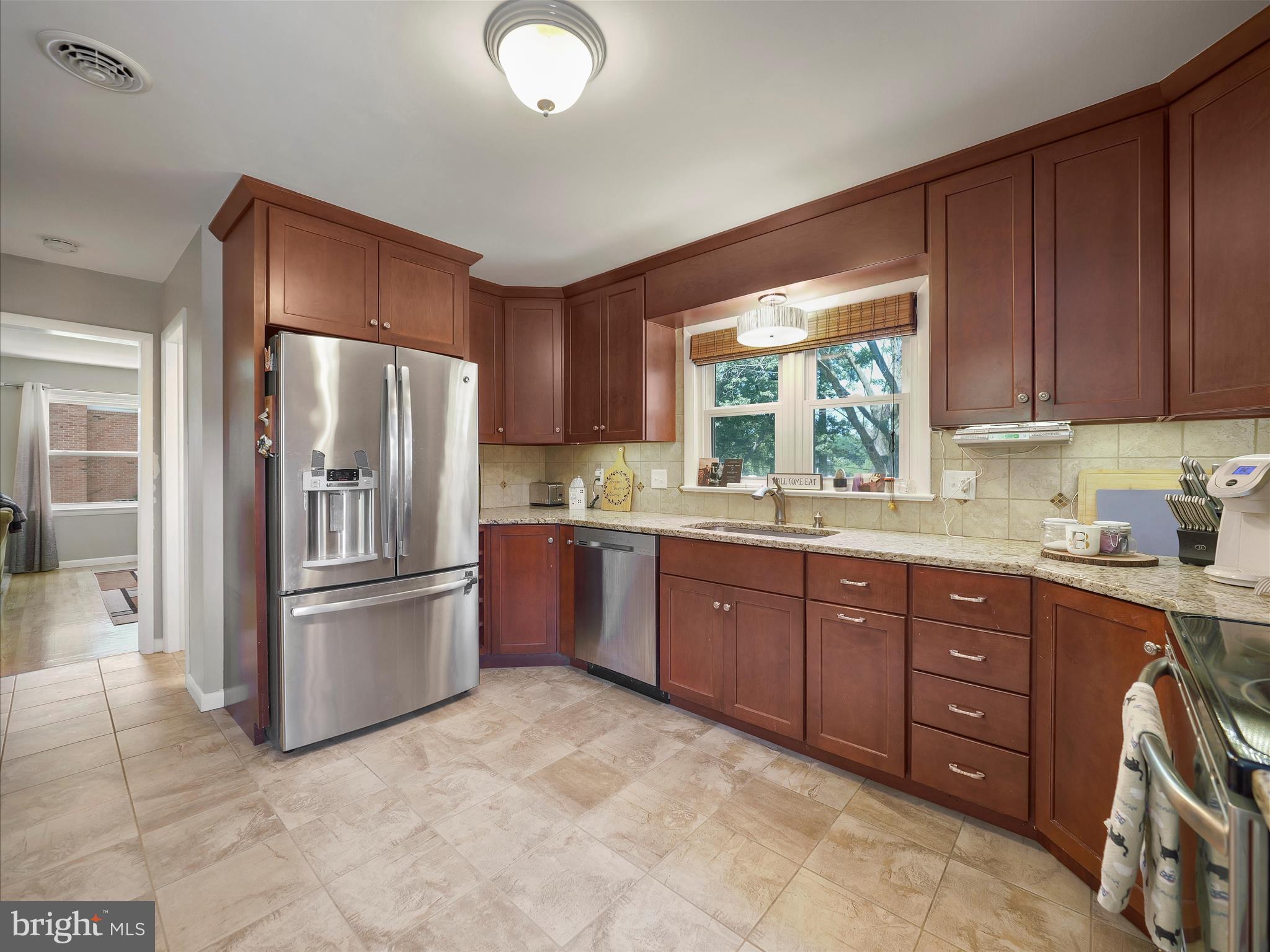 ORCHARD HILLS - Residential Lease