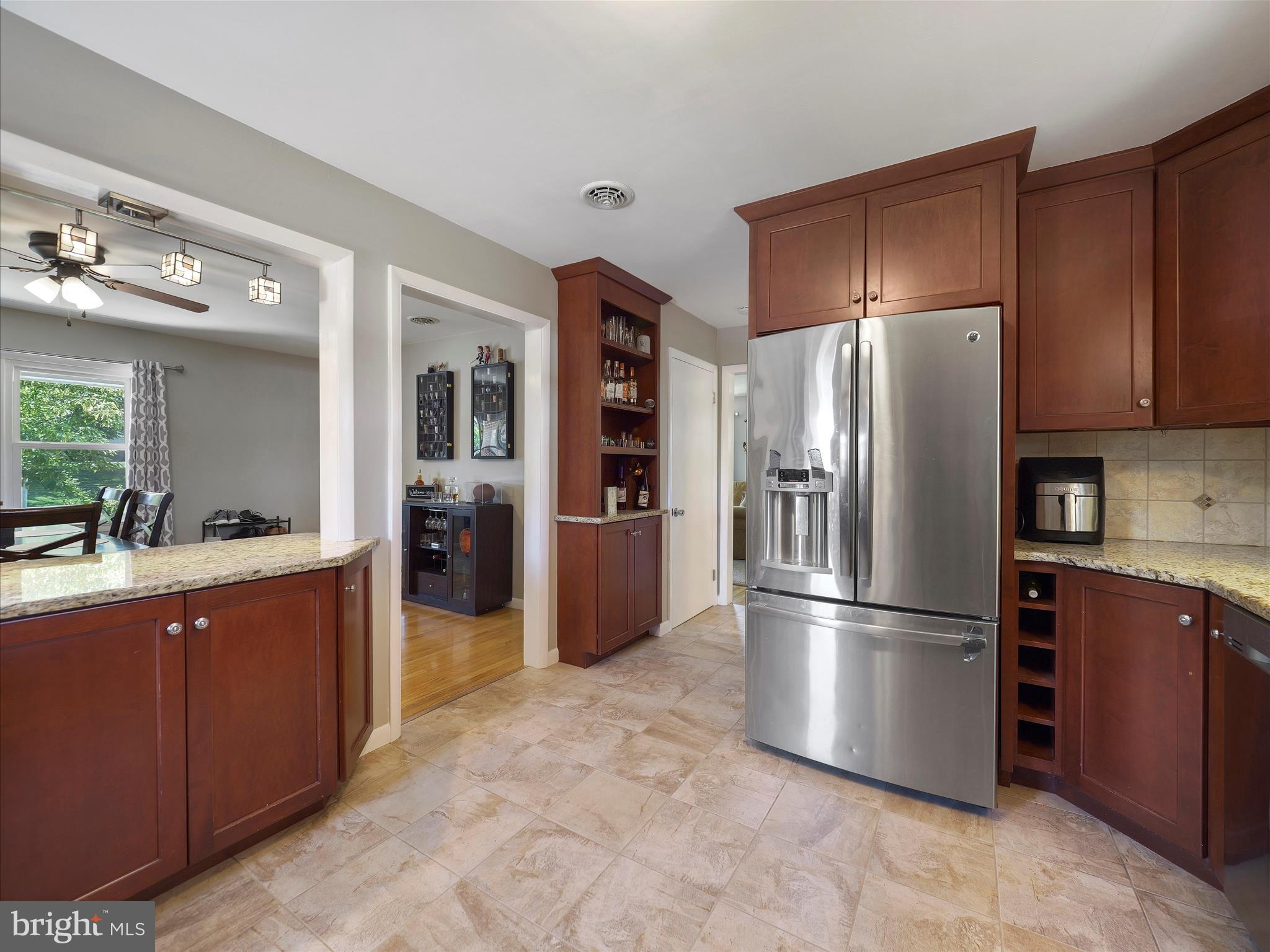 ORCHARD HILLS - Residential Lease