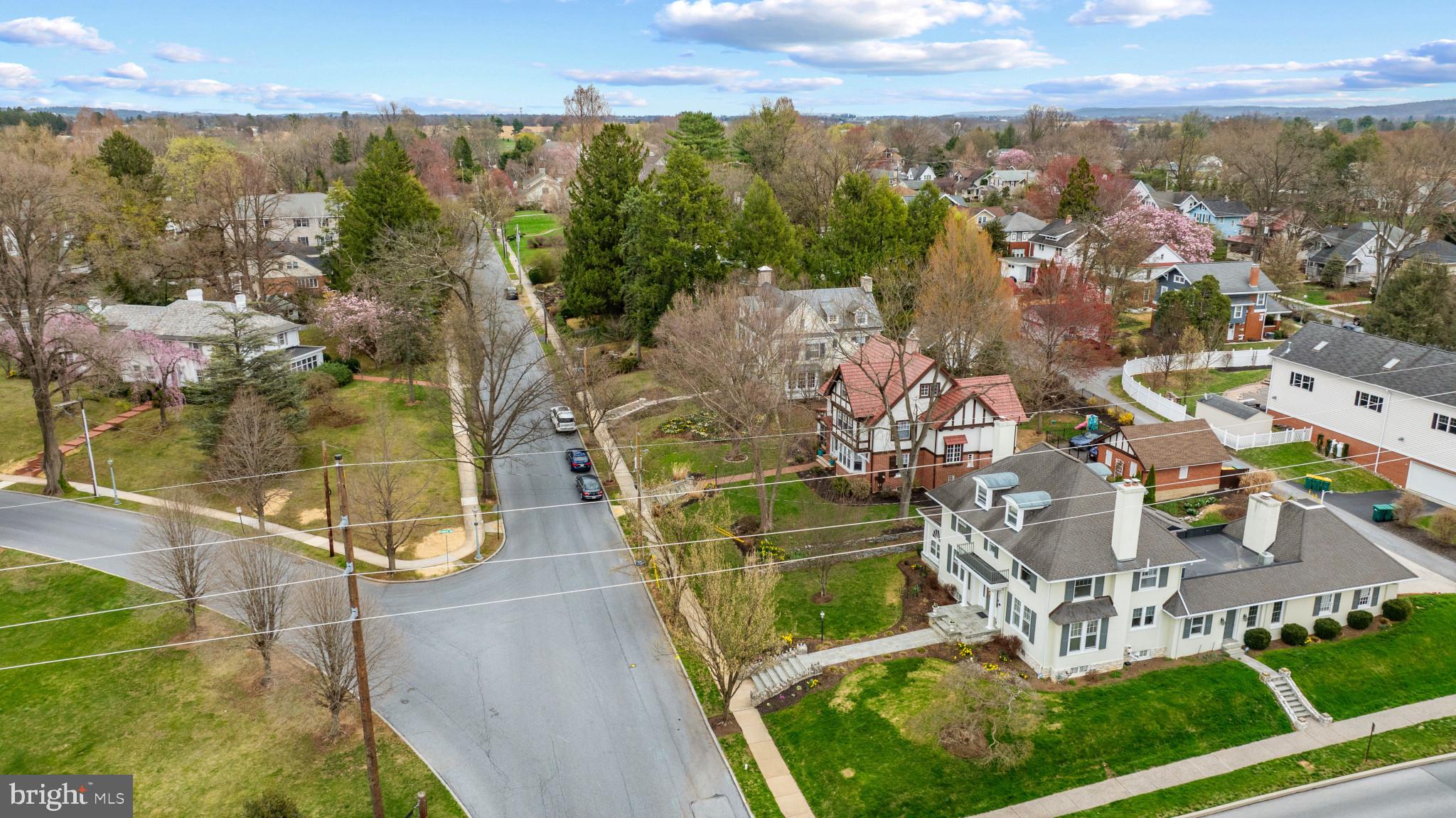 HERSHEY DOWNTOWN - Residential