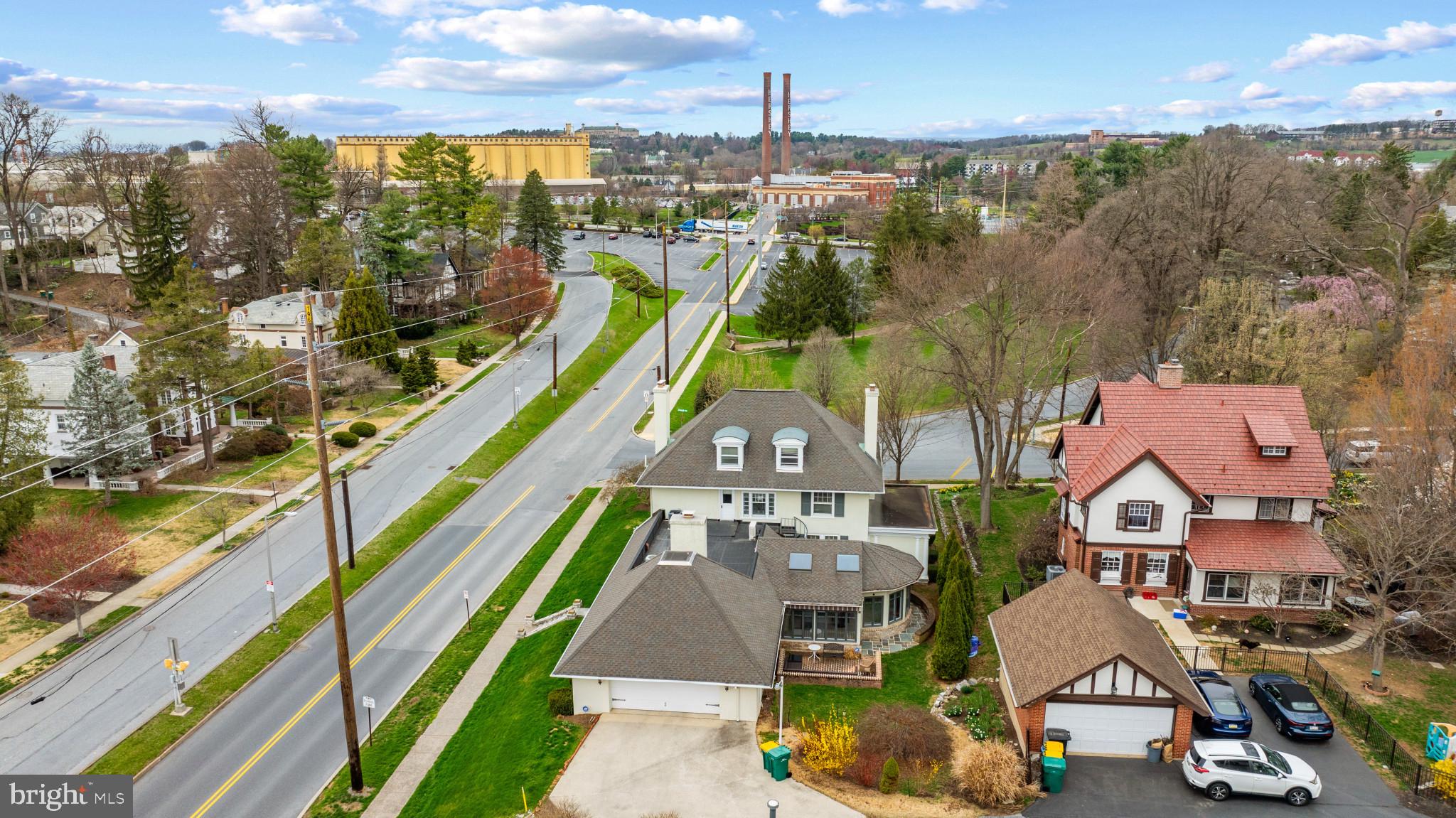 HERSHEY DOWNTOWN - Residential