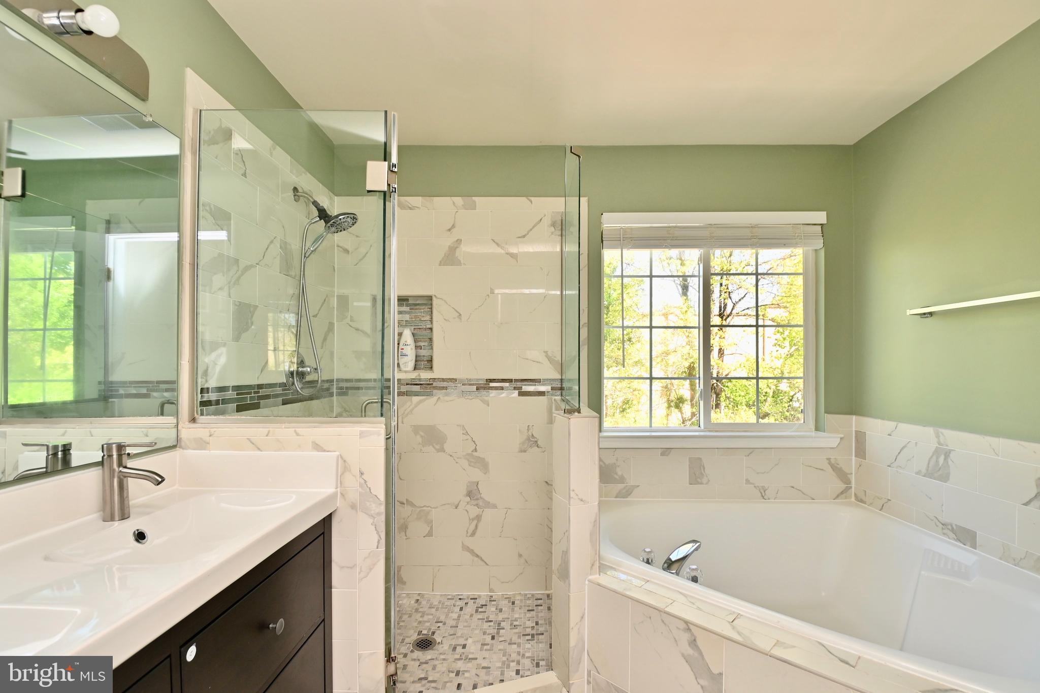 HEATHER GLEN MANOR - Residential Lease