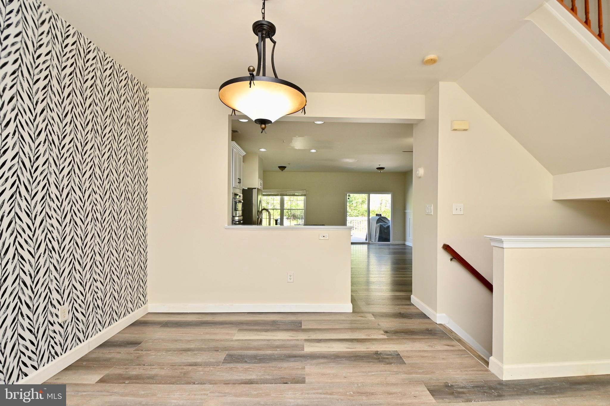 HEATHER GLEN MANOR - Residential Lease