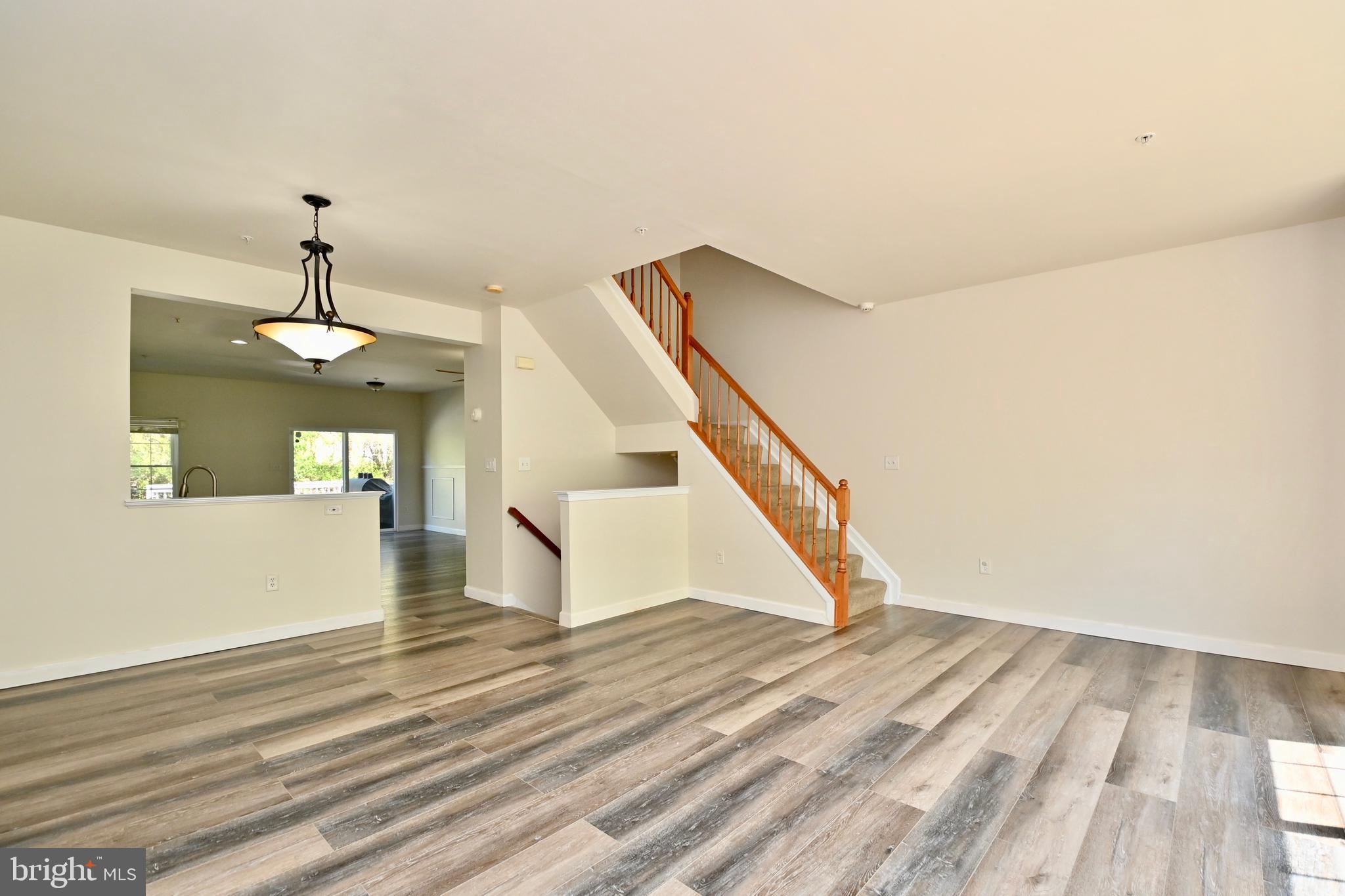 HEATHER GLEN MANOR - Residential Lease