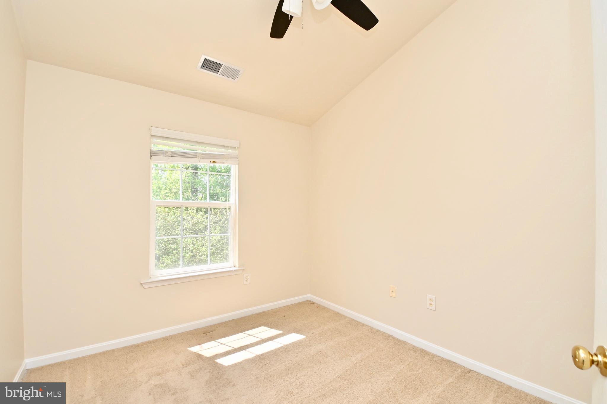 HEATHER GLEN MANOR - Residential Lease