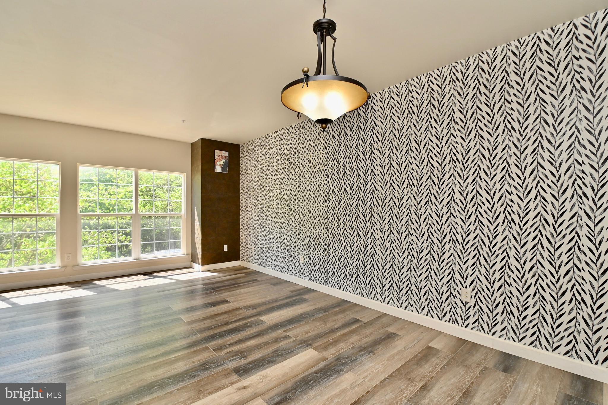 HEATHER GLEN MANOR - Residential Lease