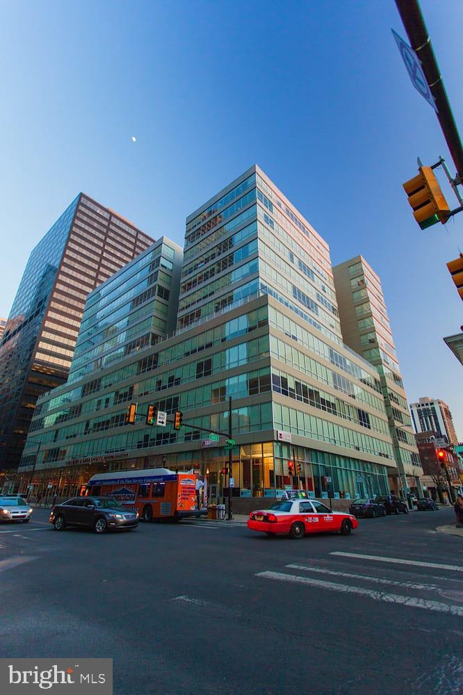 CENTER CITY - Residential Lease