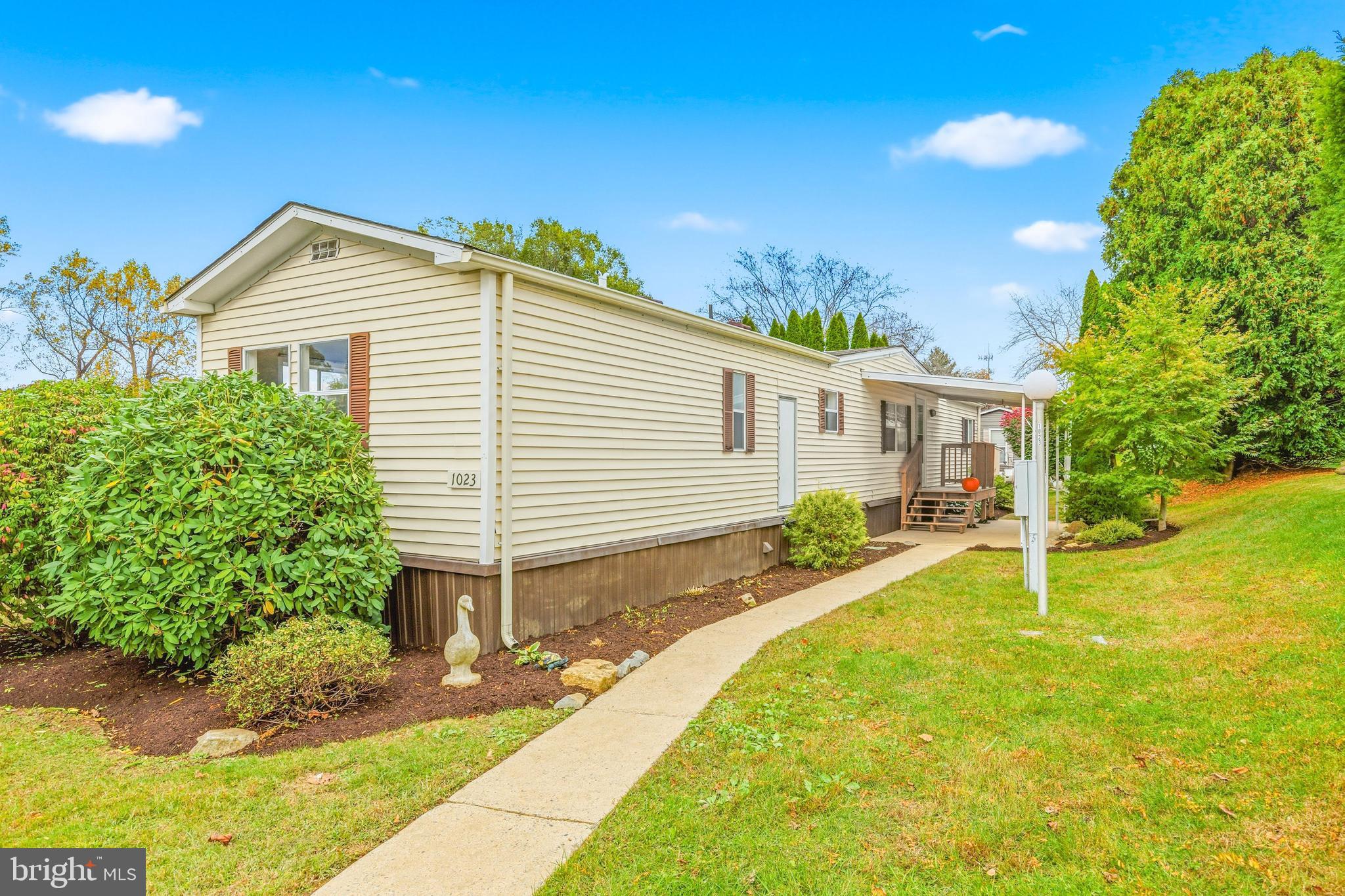 APPLEVILLE WEST - Residential