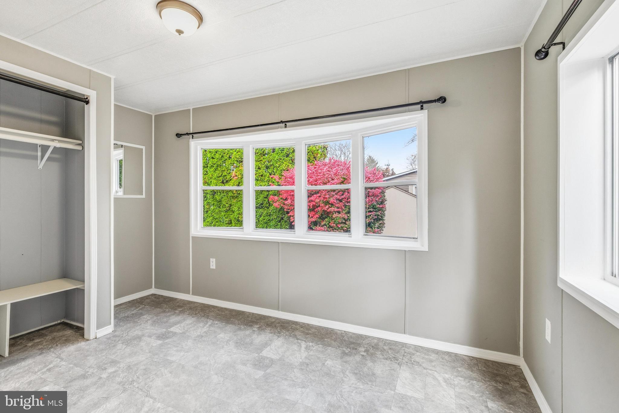 APPLEVILLE WEST - Residential