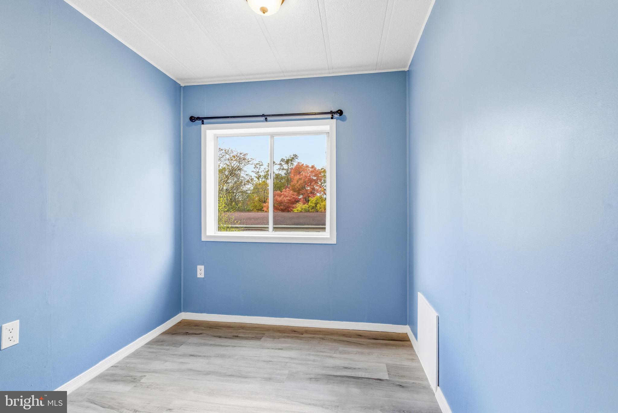 APPLEVILLE WEST - Residential