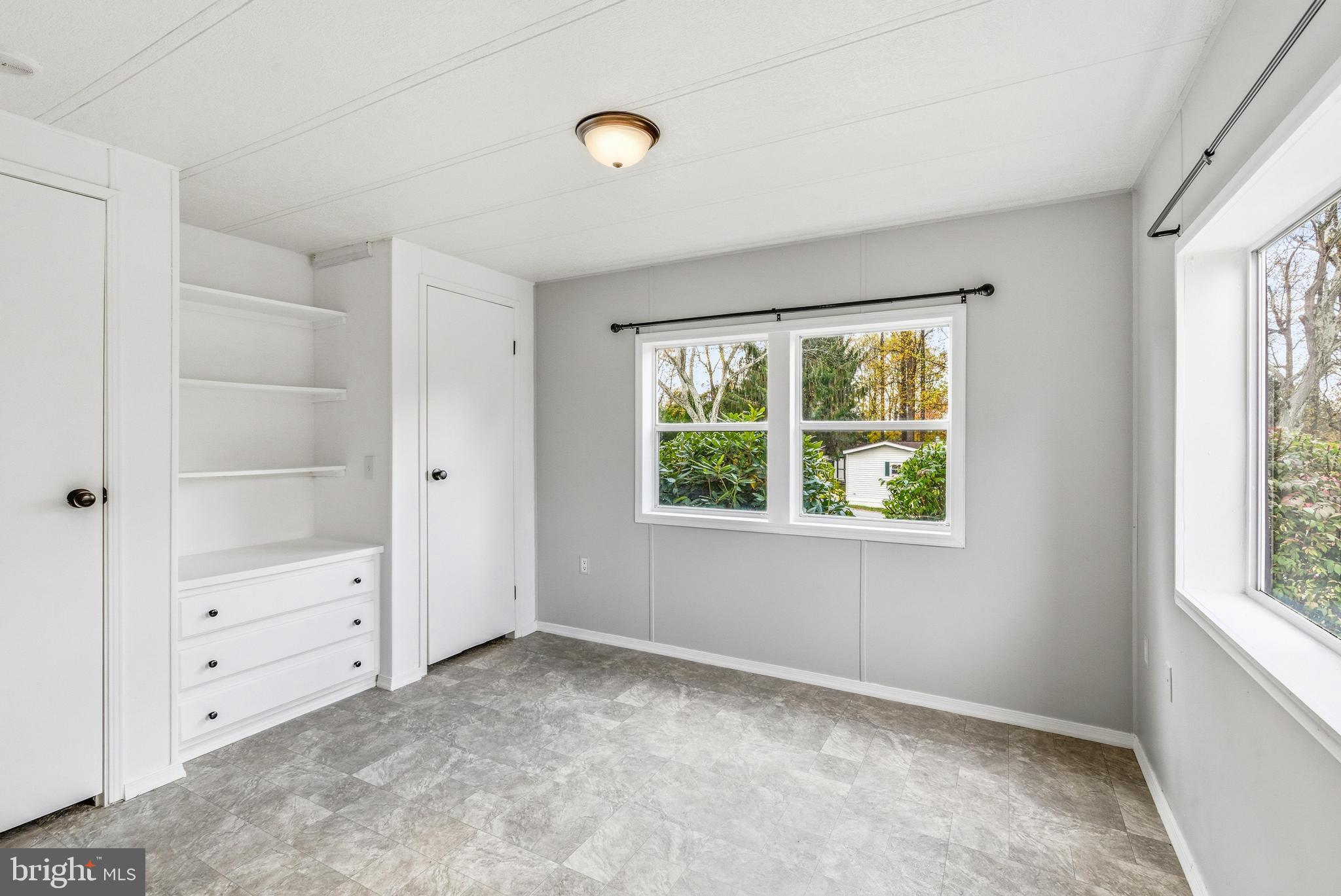 APPLEVILLE WEST - Residential