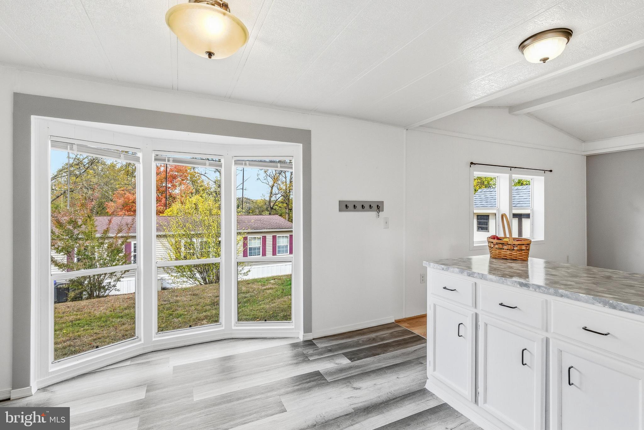 APPLEVILLE WEST - Residential