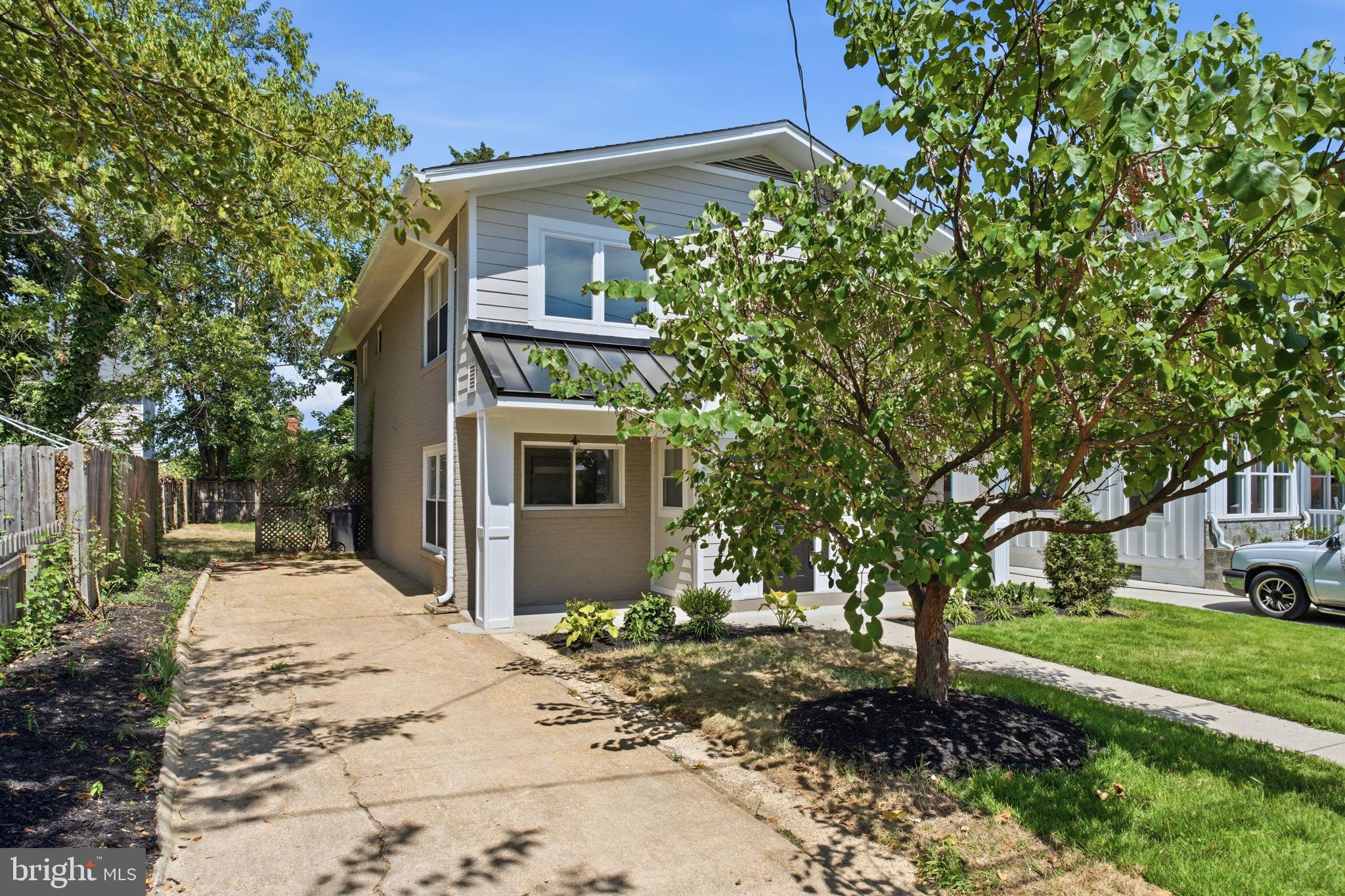 2709 12TH STREET S