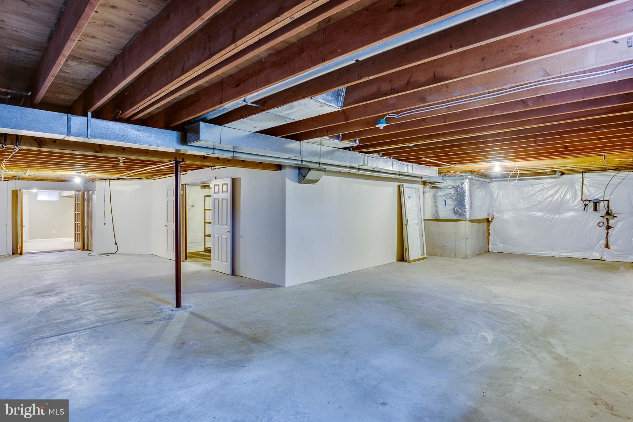 MARTIN MEADOWS - Residential