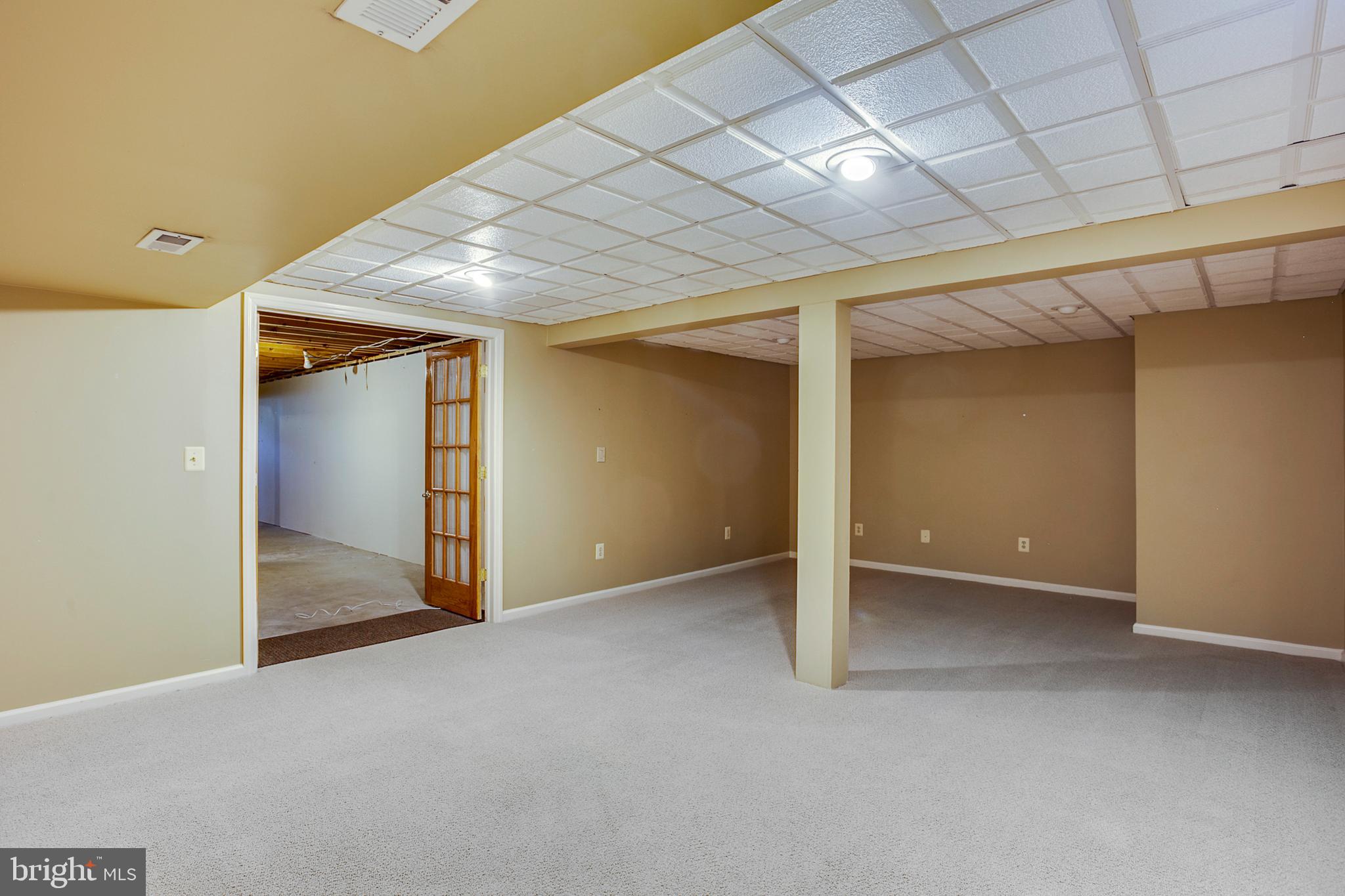 MARTIN MEADOWS - Residential