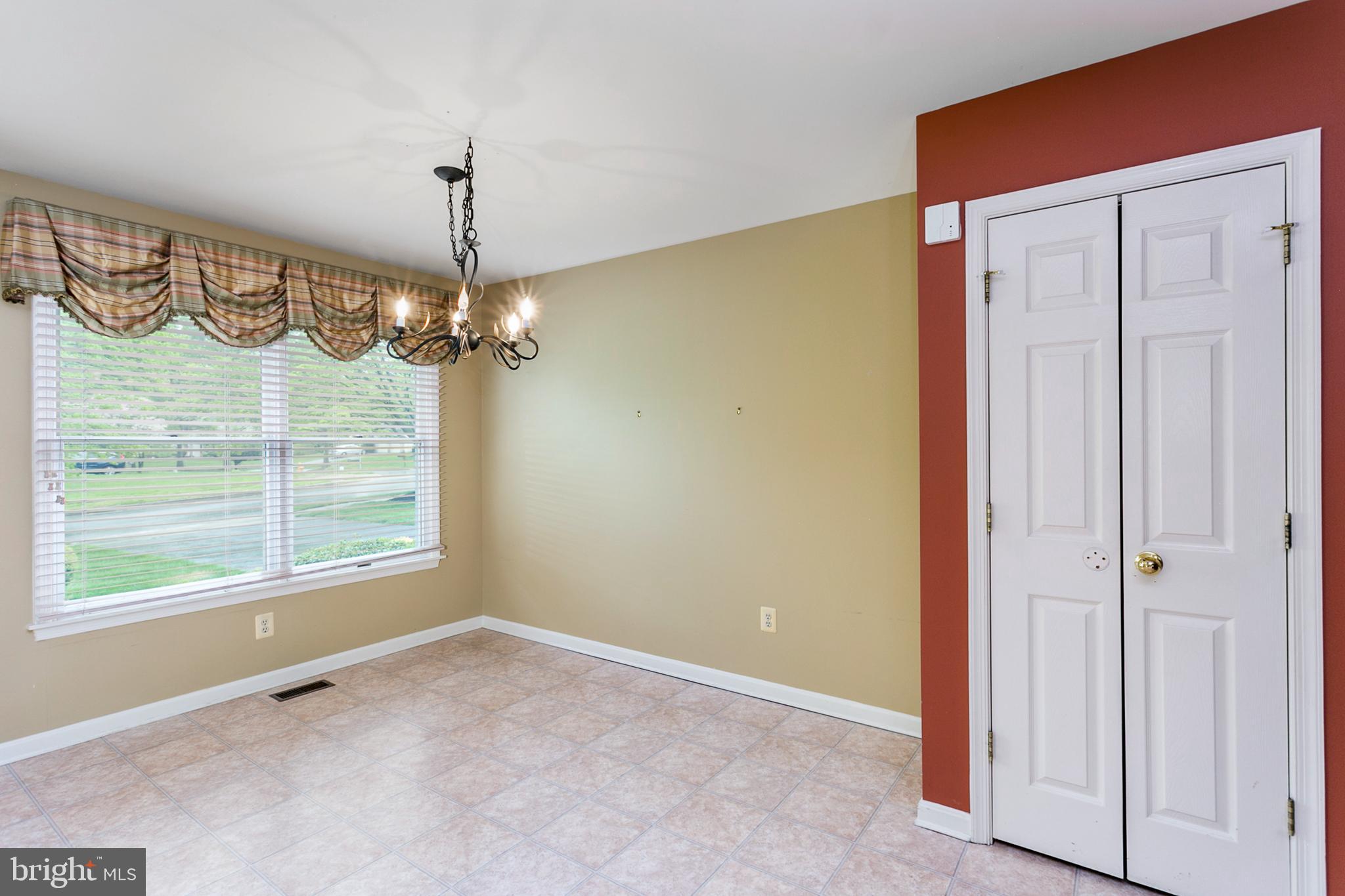 MARTIN MEADOWS - Residential