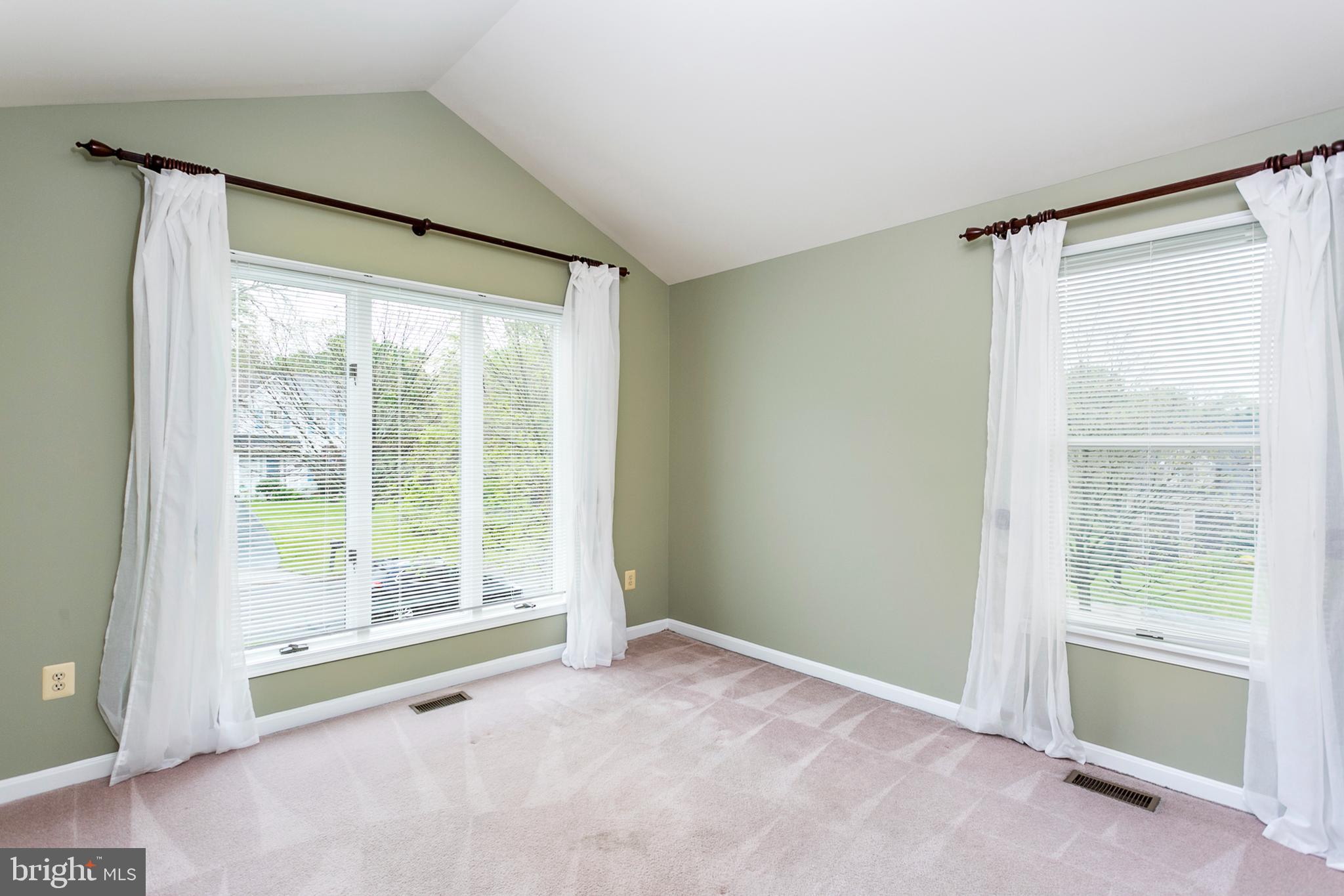 MARTIN MEADOWS - Residential