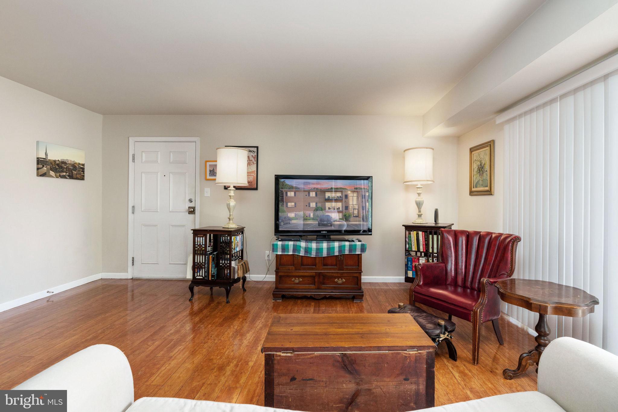 WESTWOOD COMMONS - Residential Lease