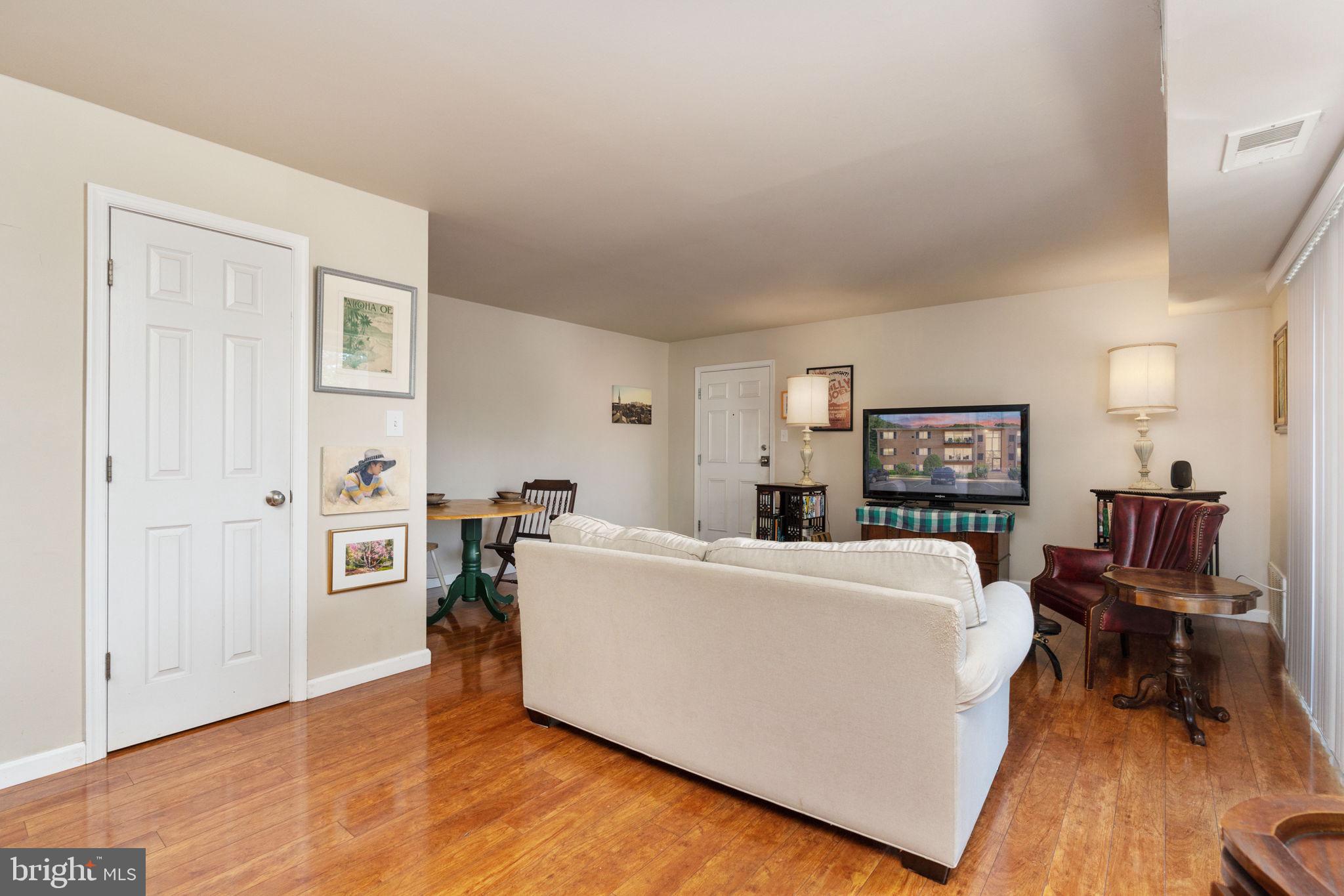 WESTWOOD COMMONS - Residential Lease