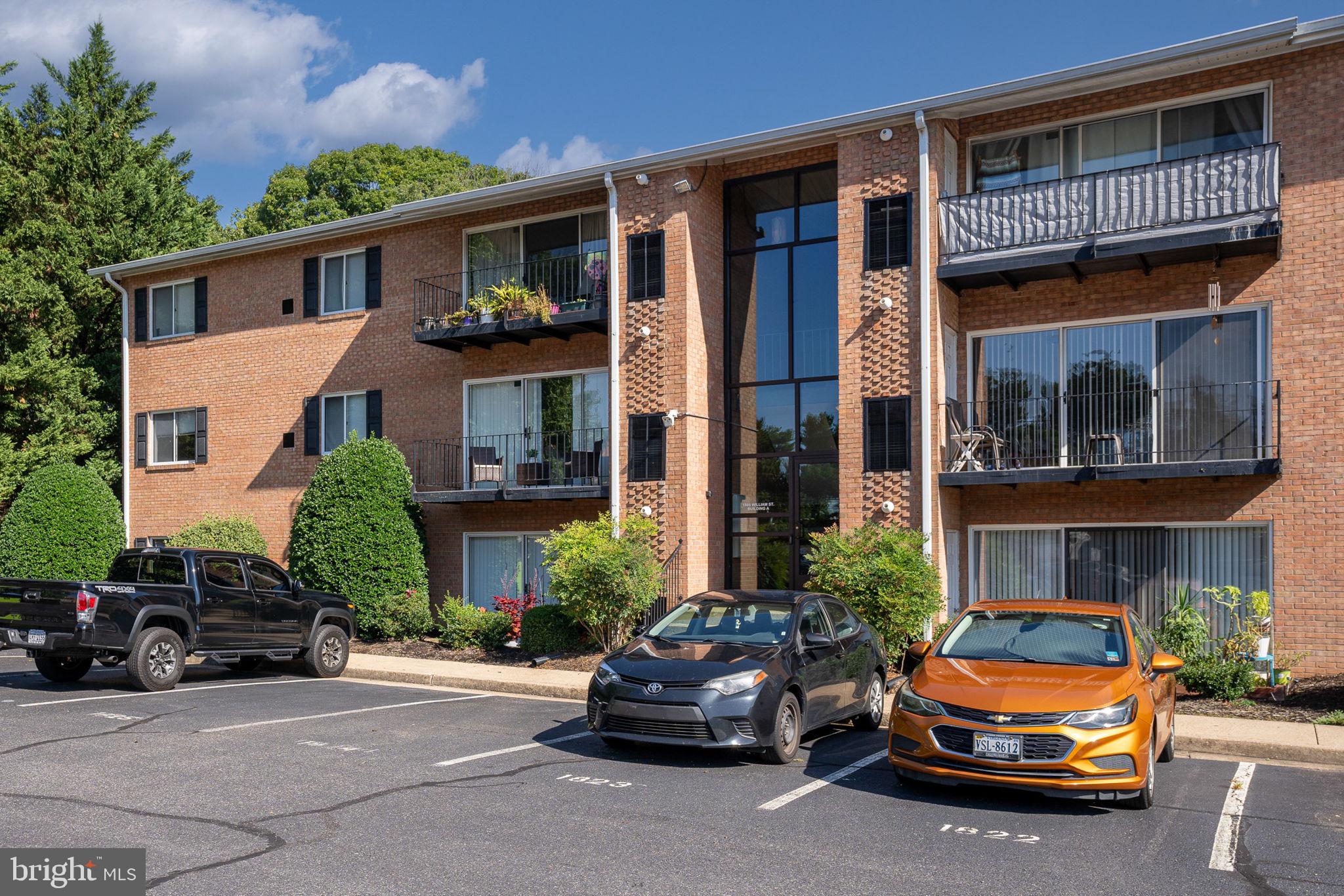 WESTWOOD COMMONS - Residential Lease