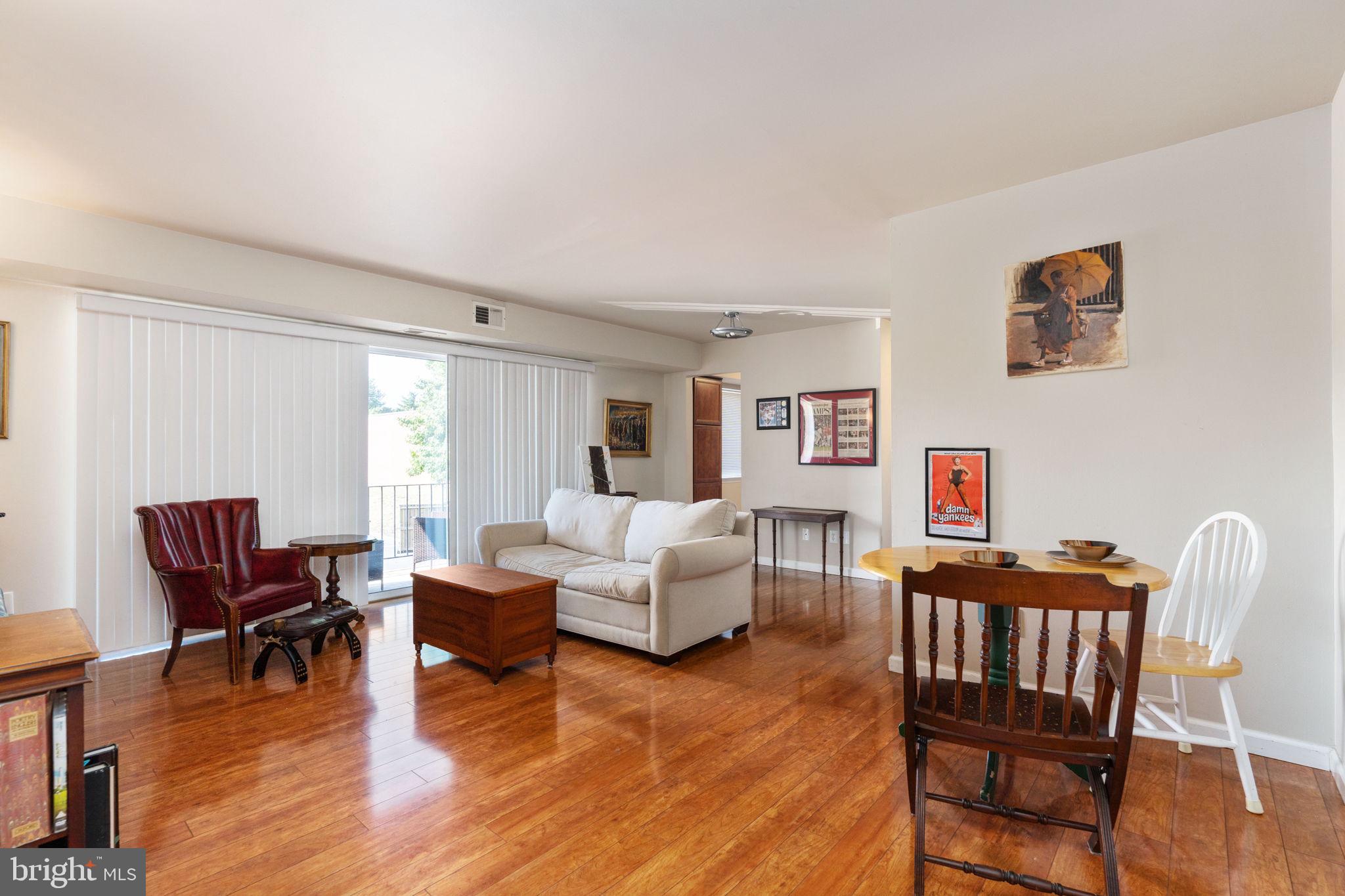 WESTWOOD COMMONS - Residential Lease