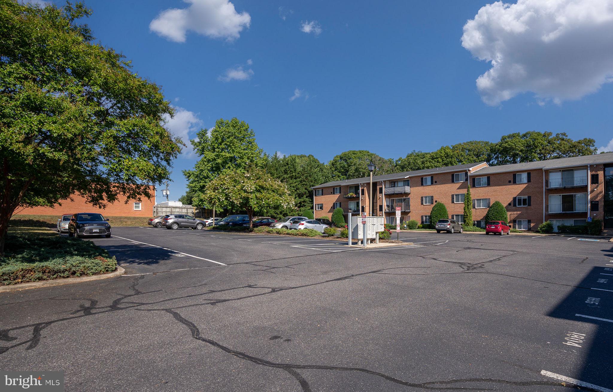 WESTWOOD COMMONS - Residential Lease