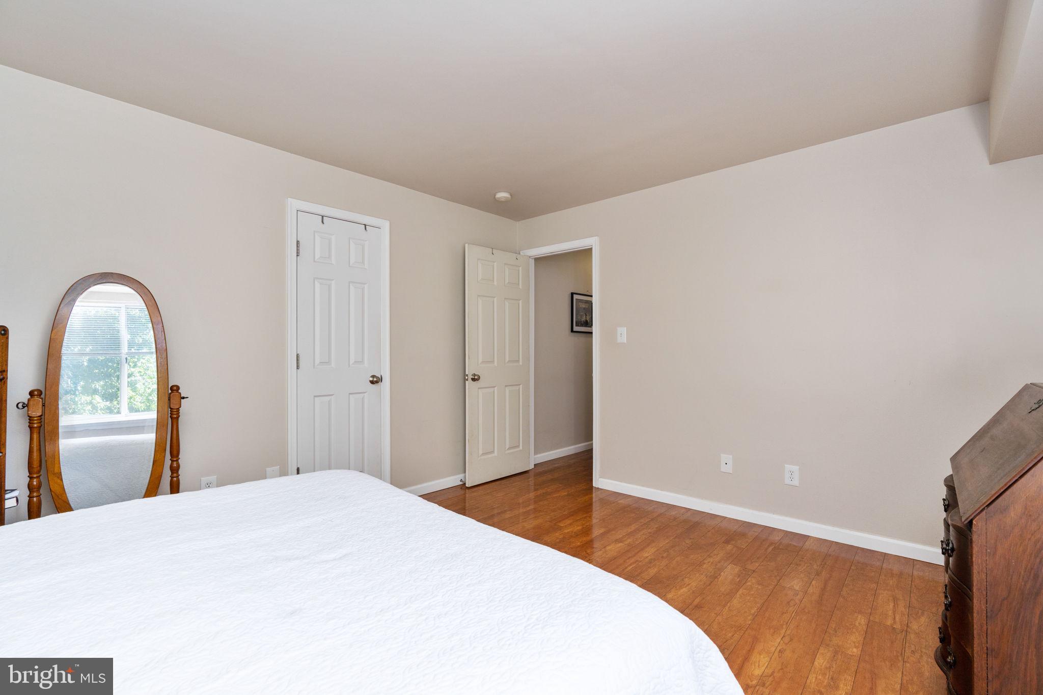 WESTWOOD COMMONS - Residential Lease