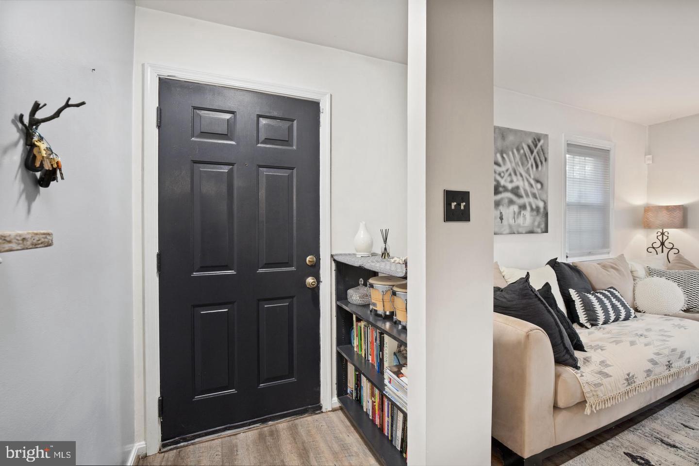 BRISTOL HOUSE - Residential Lease