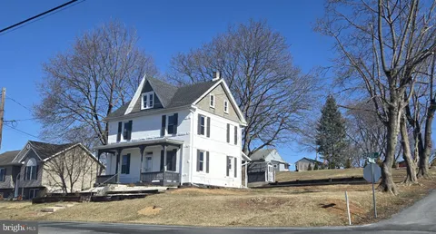 33 Geiser Avenue, Waynesboro, PA MLS: PAFL2025798