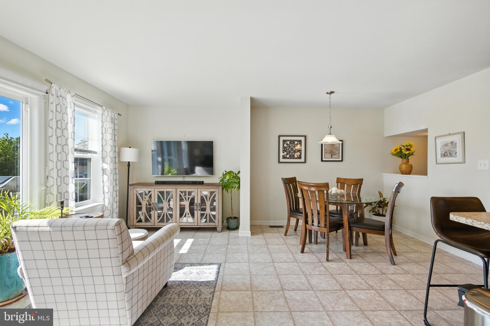 KENSINGTON TERRACE - Residential