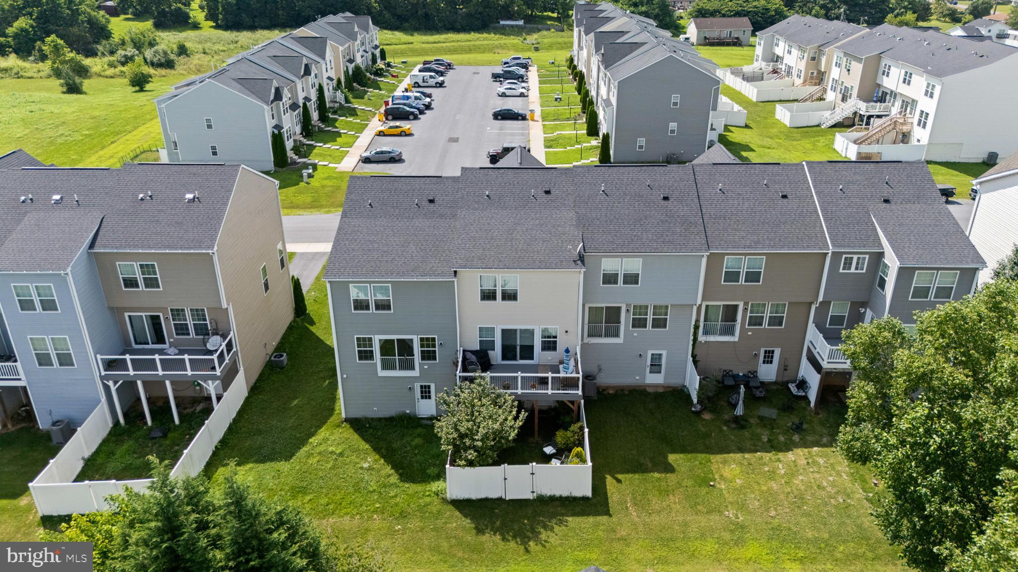 KENSINGTON TERRACE - Residential