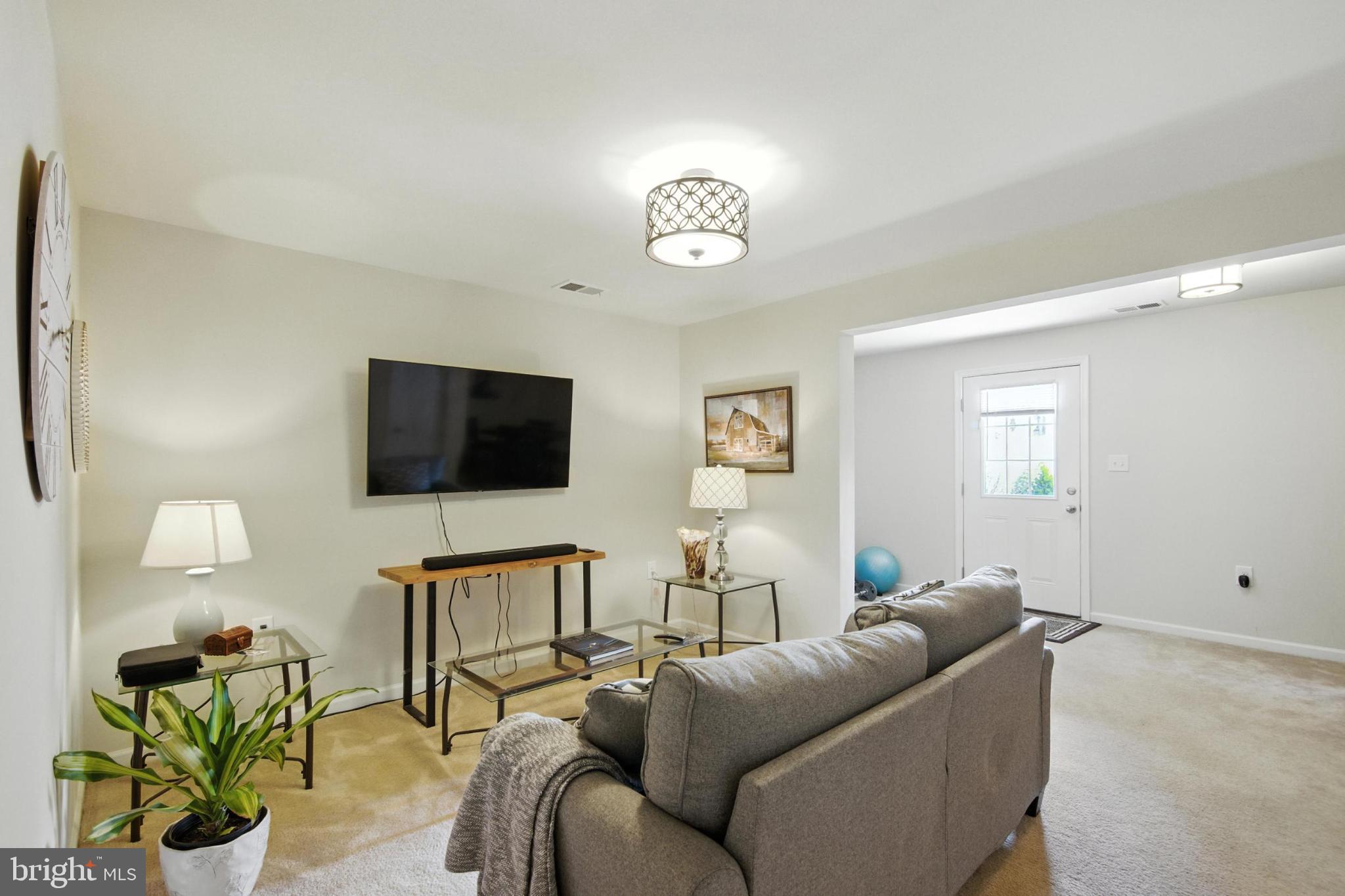 KENSINGTON TERRACE - Residential