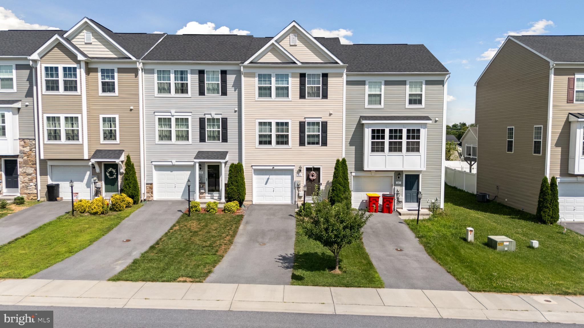 KENSINGTON TERRACE - Residential