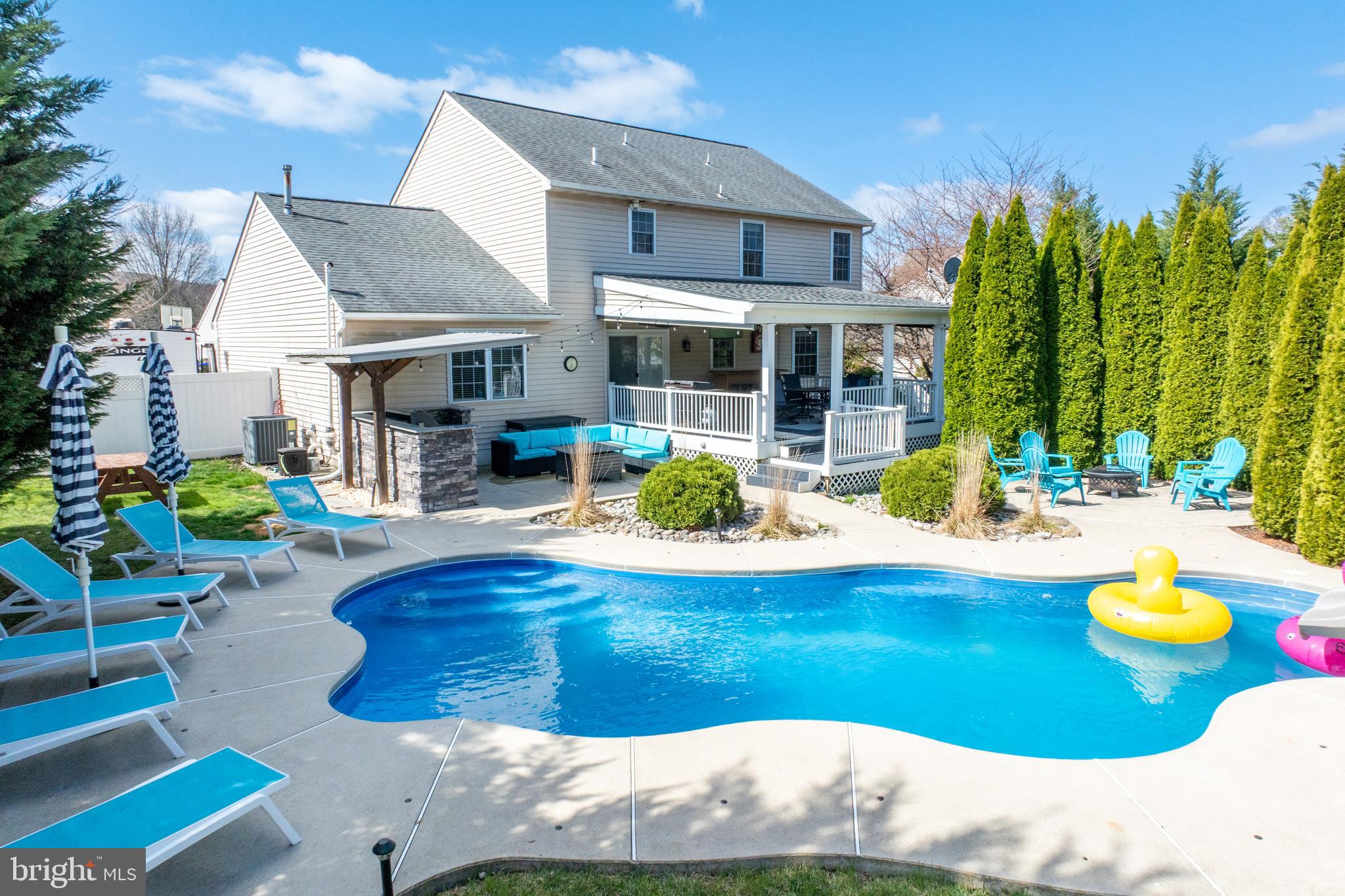 PENNWOOD FARMS - Residential